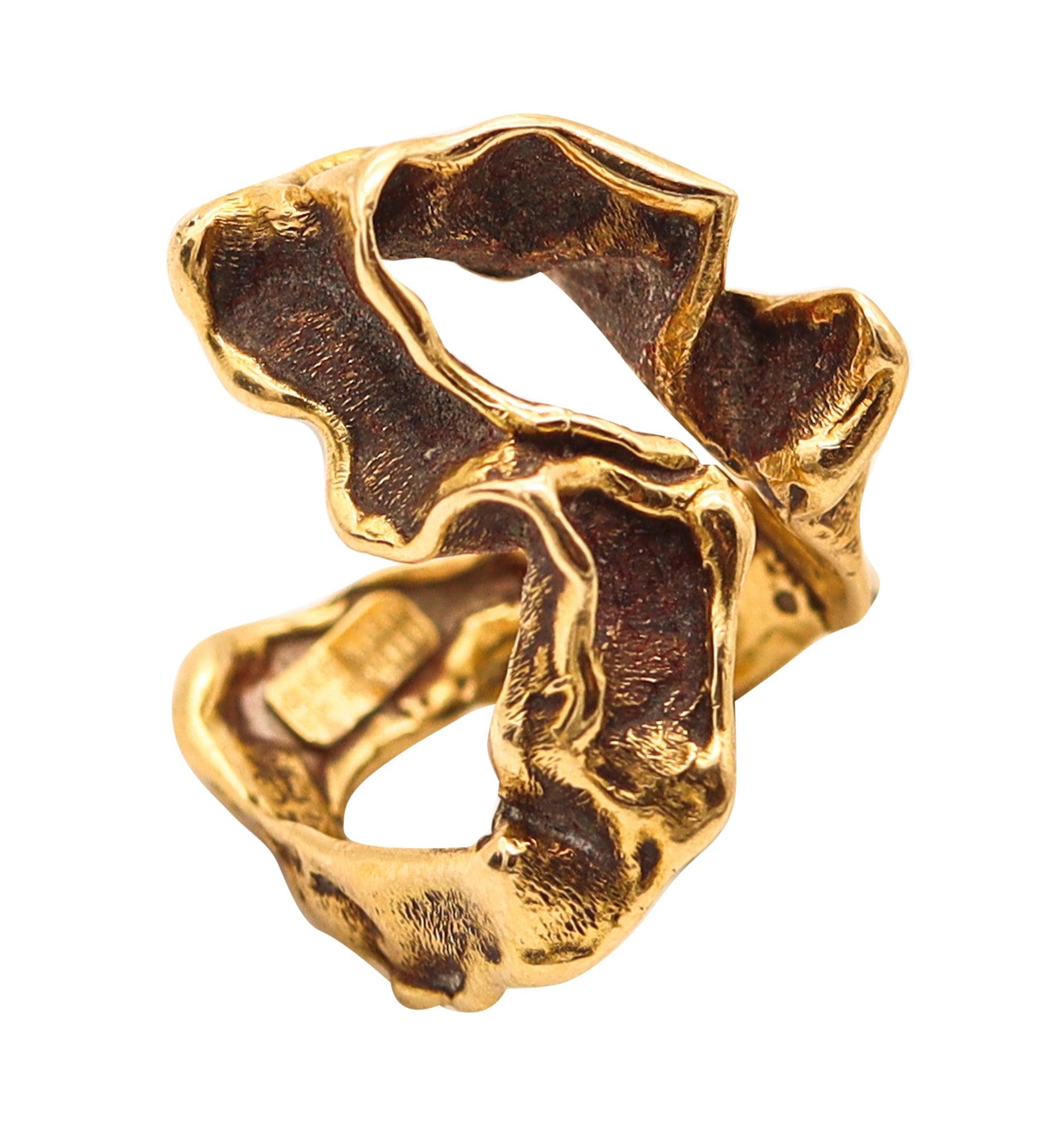 GILBERT ALBERT 1960 Freier skulpturaler organischer Ring aus massivem 18-karätigem Gelbgold