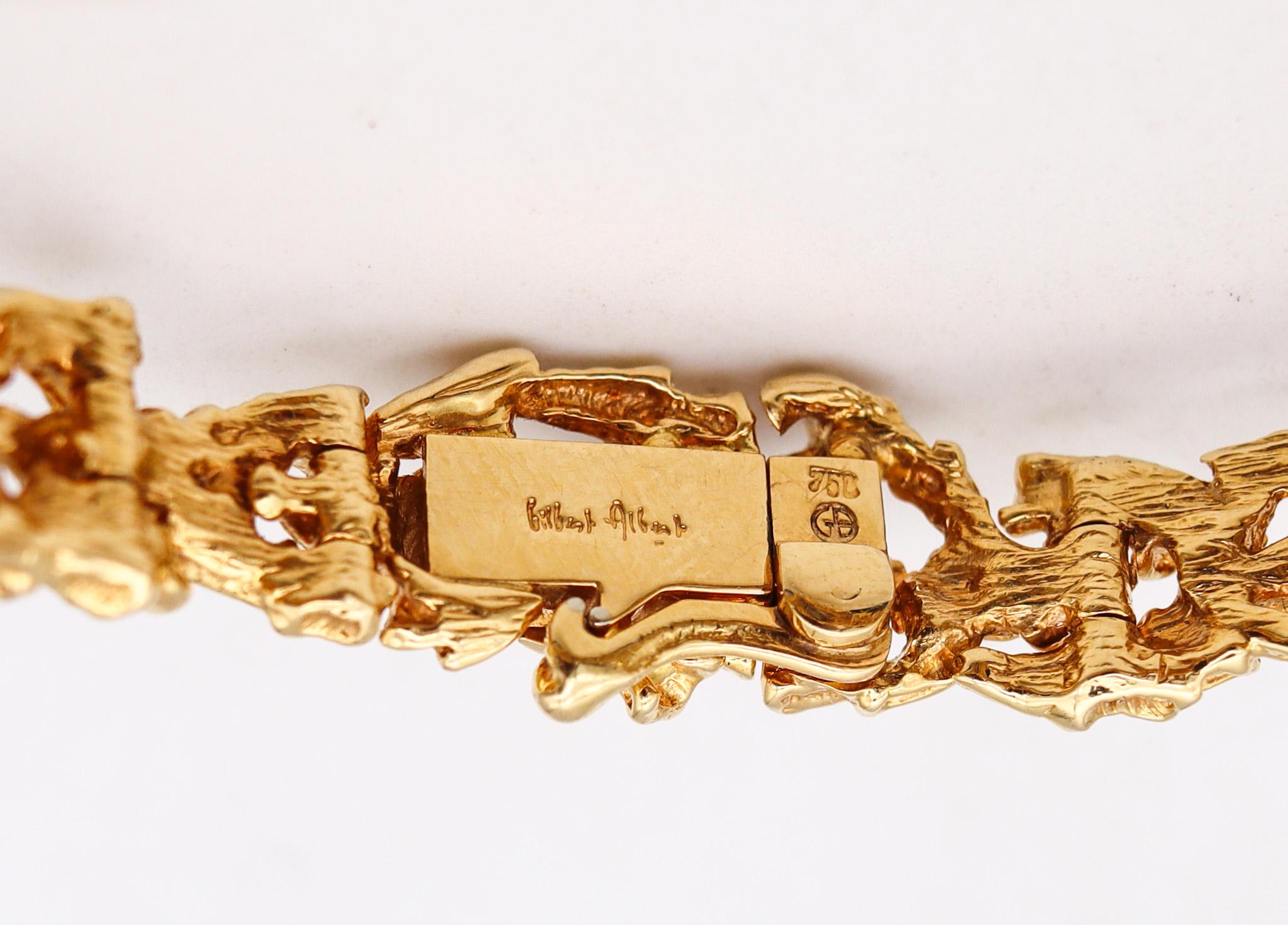Bracelet conçu par Gilbert Albert (1930-2019).

Magnifique et très rare bracelet, créé à Genève en Suisse par le maître joaillier Gilbert Albert, dans les années 1970. Ce bracelet sculptural est une pièce unique, soigneusement réalisée avec des