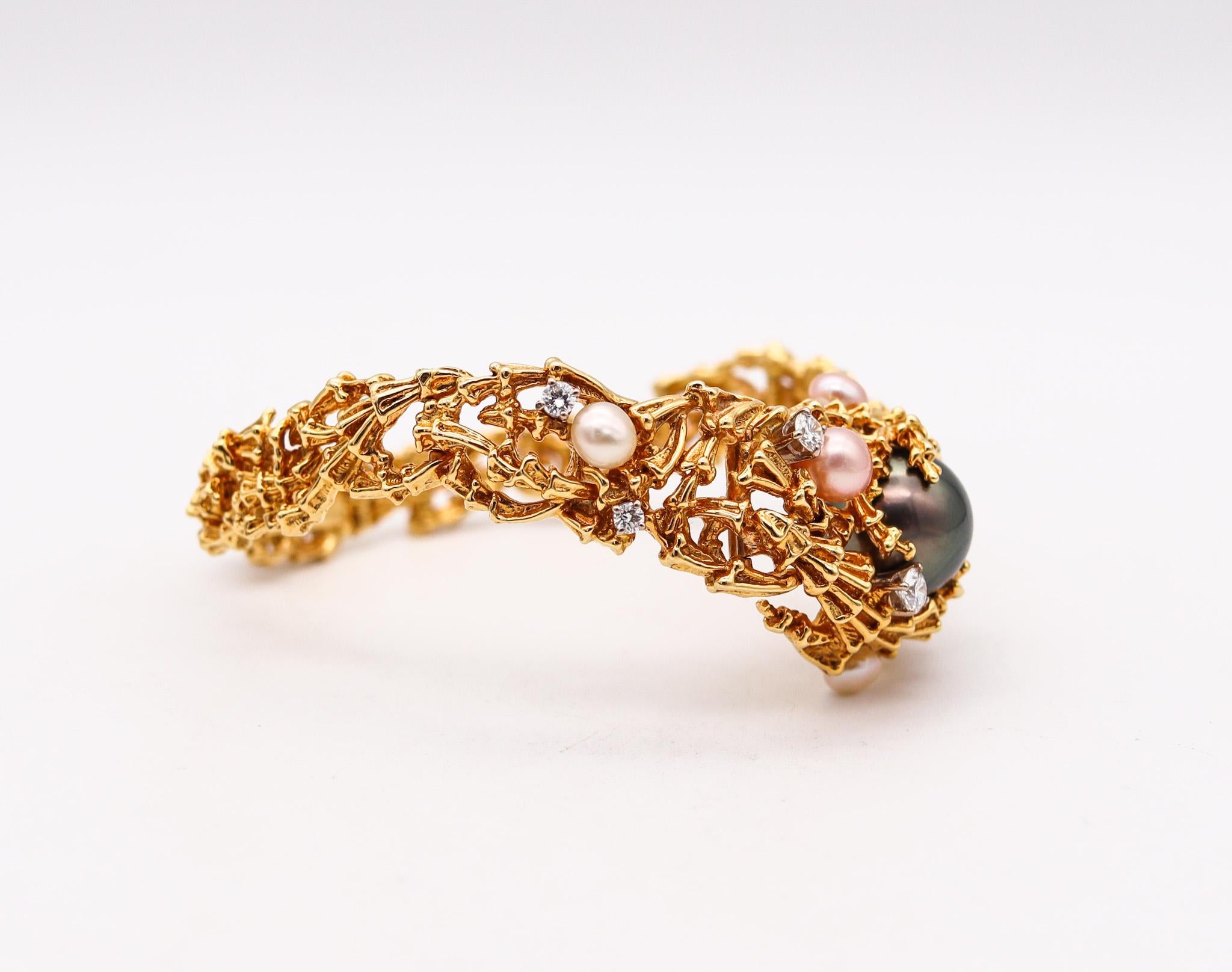 Moderniste Gilbert Albert Bracelet organique en or jaune 18 carats avec diamants et perles, 1970 en vente