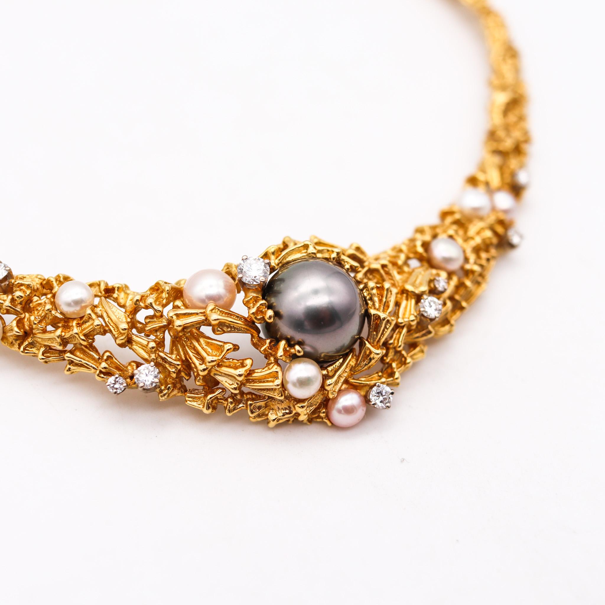 Modernist Gilbert Albert 1970 Organic Necklace In 18Kt Yellow Gold With Diamonds And Pearl For Sale