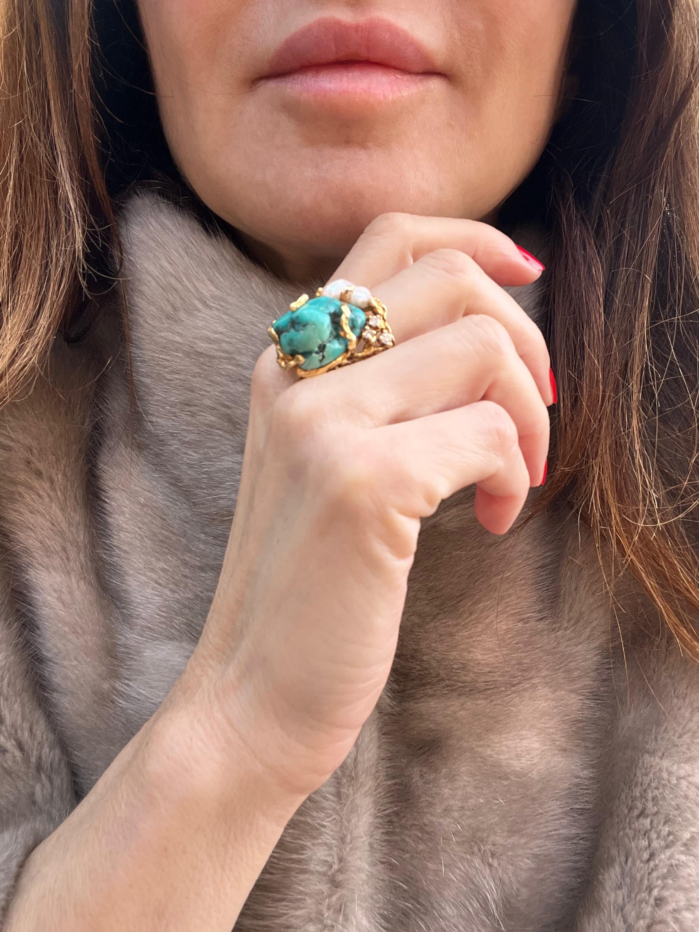 Gilbert Albert Sculptural Ring with Turquoise and Baroque Pearl In Excellent Condition For Sale In PARIS, FR