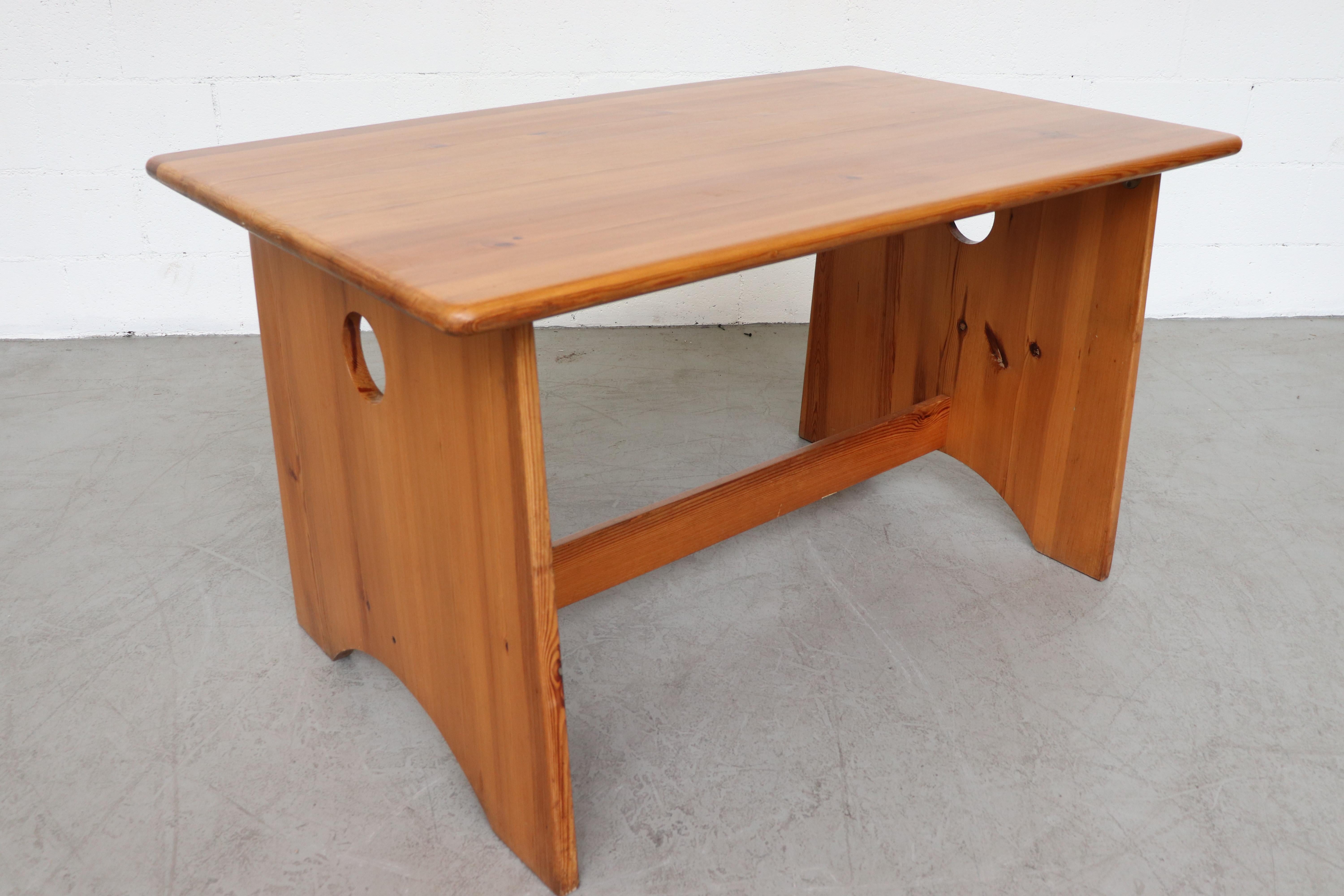 Gilbert Marklund Pine Dining Table and Bench Set In Good Condition In Los Angeles, CA