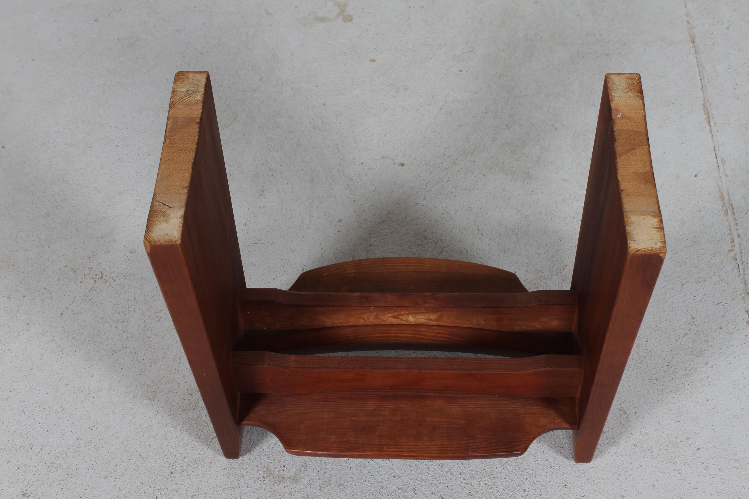 Tabouret Gilbert Marklund « Jonte » en pin massif teinté foncé, Suède, années 1970 en vente 3