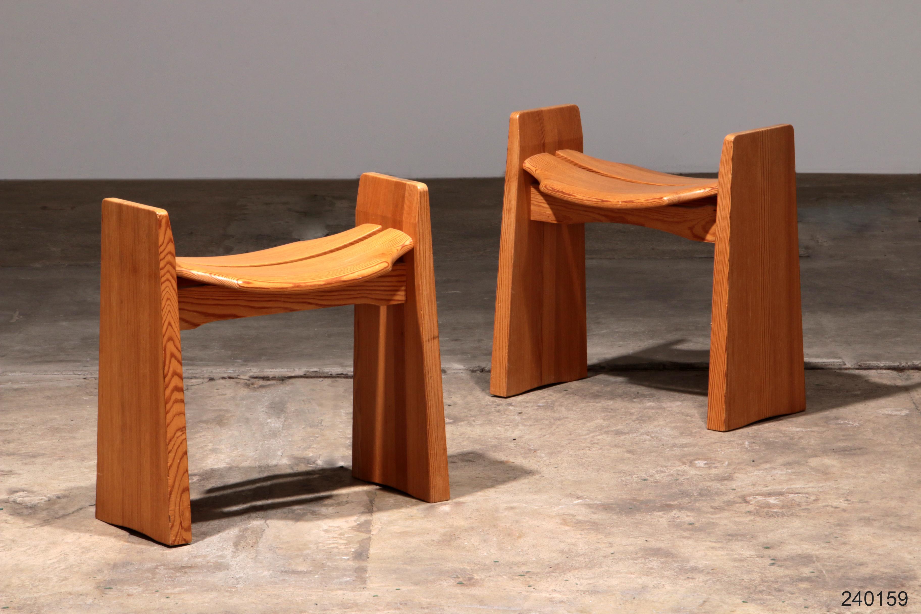 Gilbert Marklund Tabourets en bois Jonte - Scandinavian Design en vente 7
