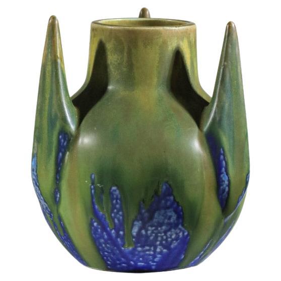 Gilbert Méténier blau und grün glasierte Keramikvase in freier Form 