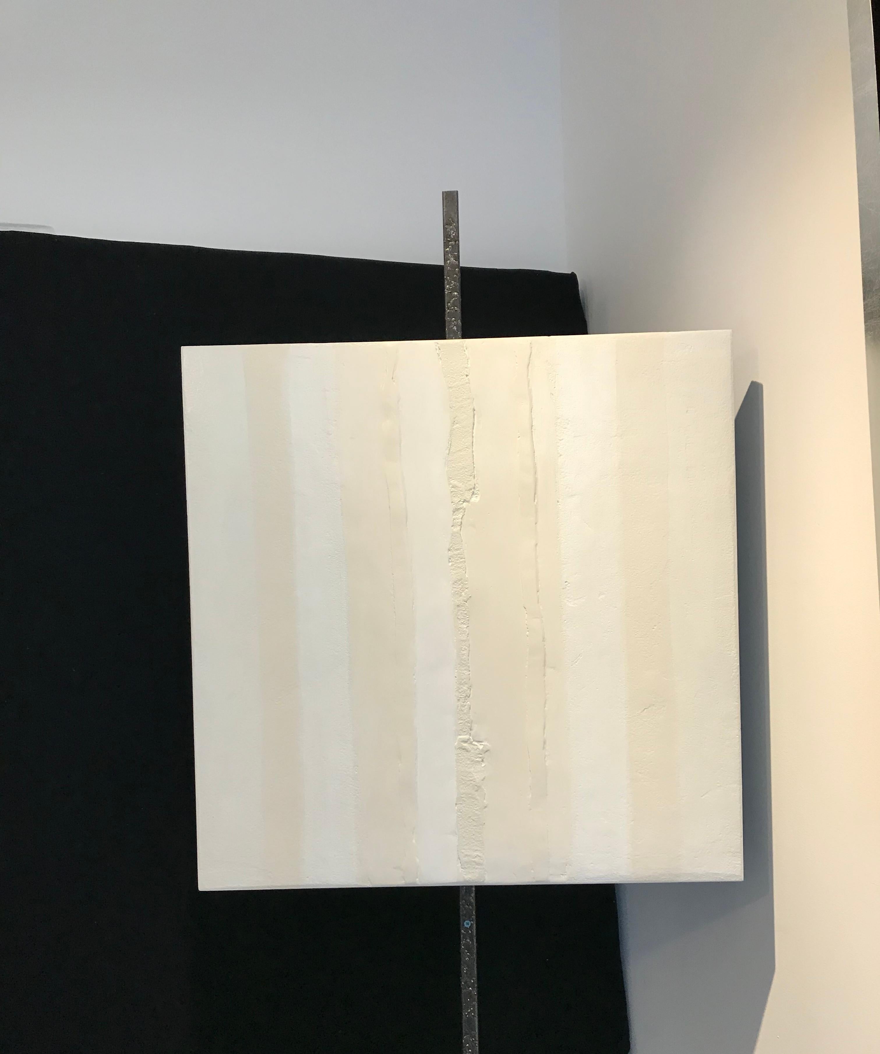 Naissance et deuil n°9 de Gilbert Pauli - Acrylique sur plâtre 68x68 cm en vente 1
