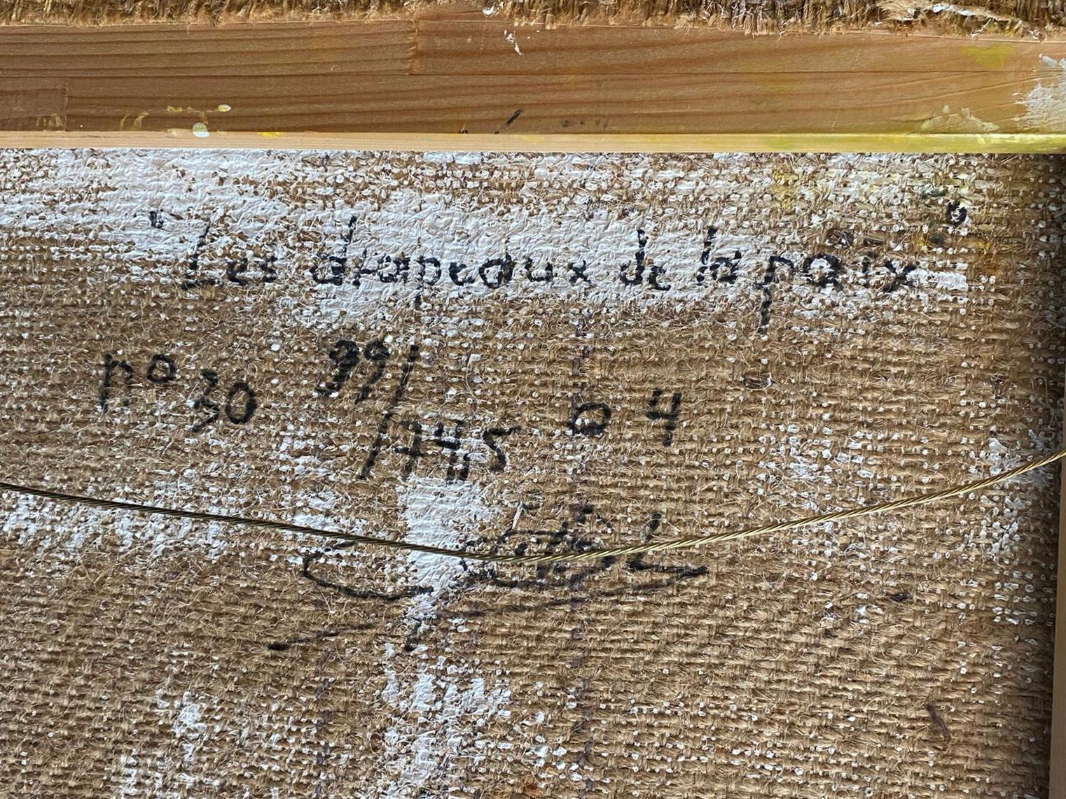 Nato nel 1944 nel cantone di Friburgo, Gilbert Pauli vive attualmente a Ginevra, dove si dedica alla pittura e alla scultura, una passione che ha sviluppato fin dall'infanzia. Il suo tema preferito è il dialogo tra l'essere umano e il suo