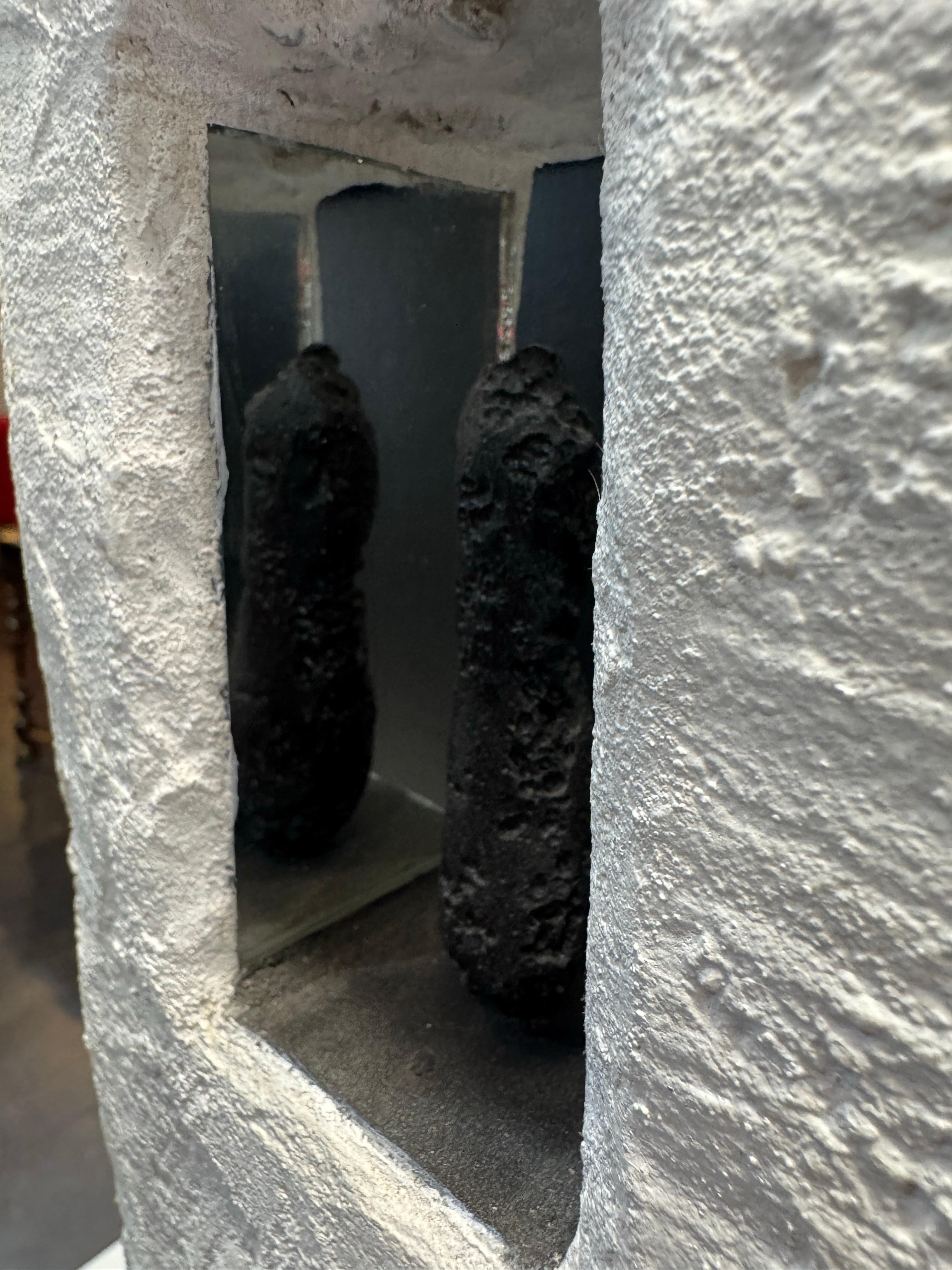 Tektite - Contemporary Sculpture by Gilbert Pauli