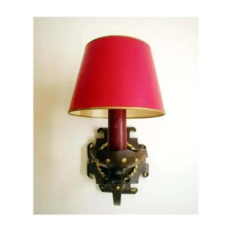 Gilbert Poillerat French Gothic Wrought-Iron Wall Sconce, 1940s In Good Condition For Sale In Saint-Amans-des-Cots, FR