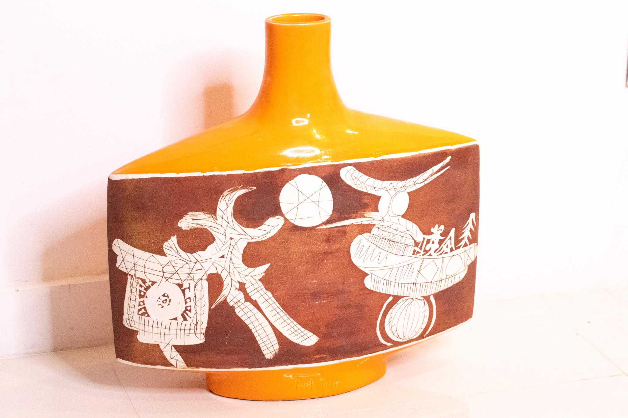 Abstrakte modernistische Vase aus glasierter Keramik von Gilbert Portanier, Frankreich Vallauris, 1950 im Zustand „Hervorragend“ im Angebot in Miami, FL