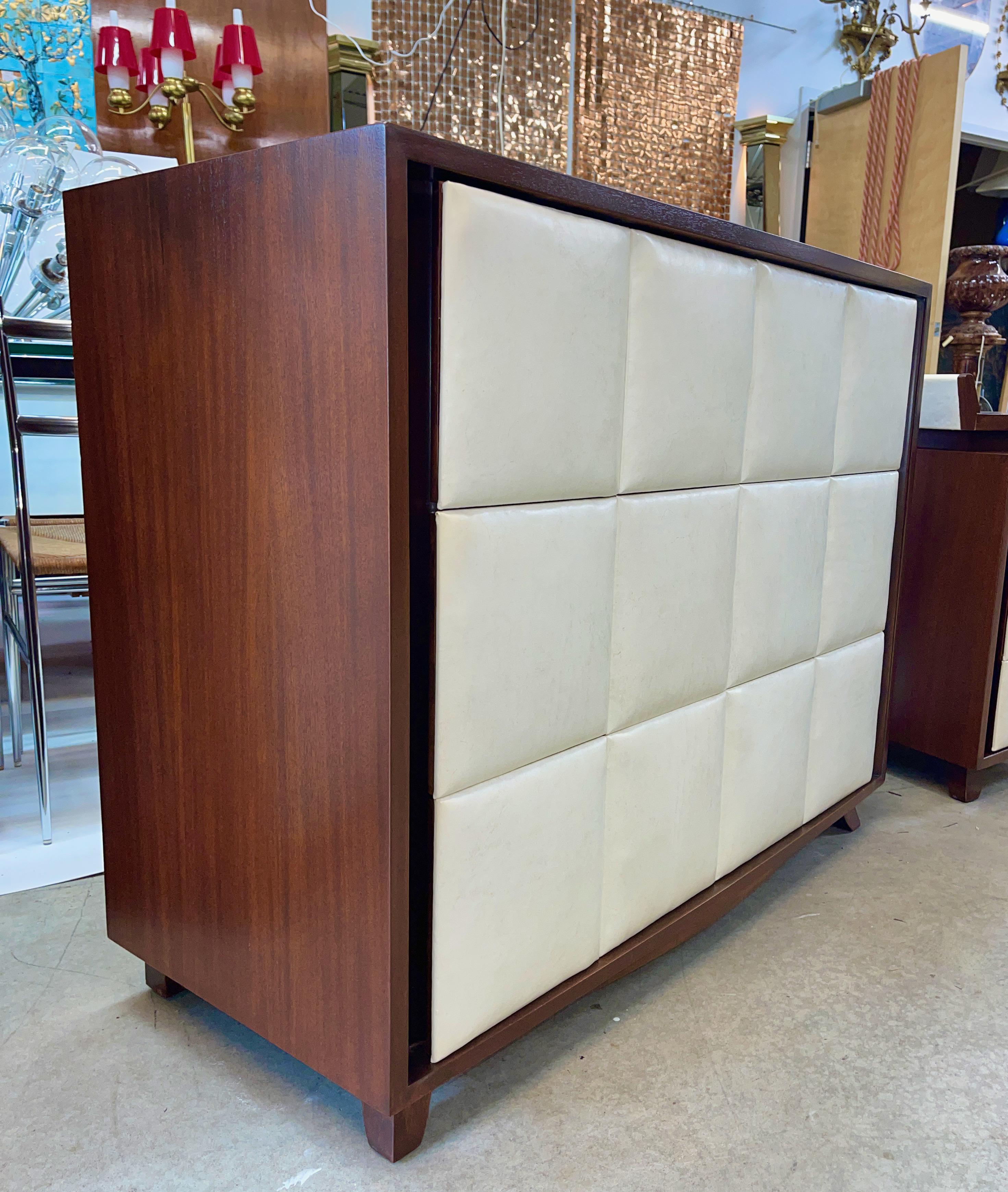 Cassettone Gilbert Rohde 4140 per Herman Miller 3 Disponibile in vendita 5
