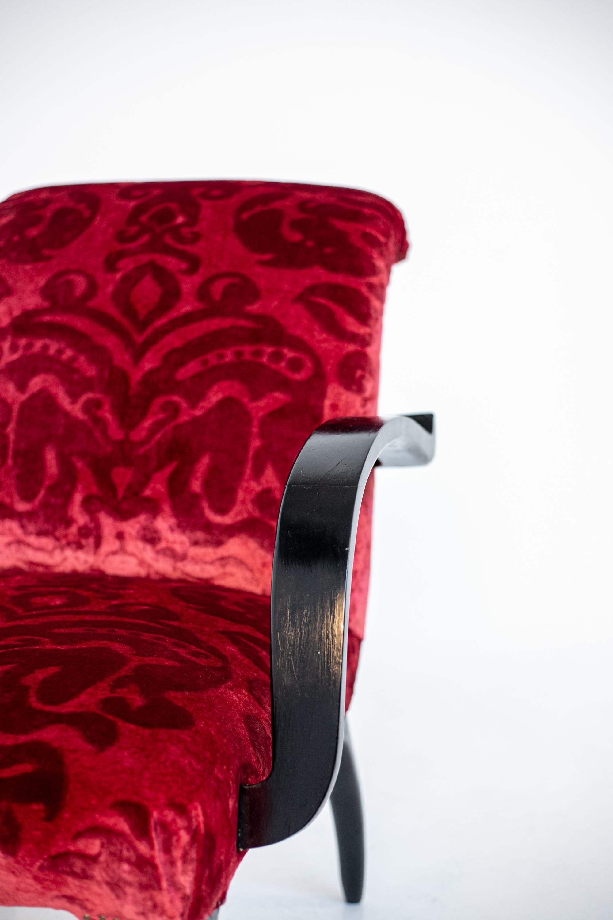 Mid-20th Century Gilbert Rohde Att. Pair of American Armchairs in Red Velvet Damask and Wood For Sale