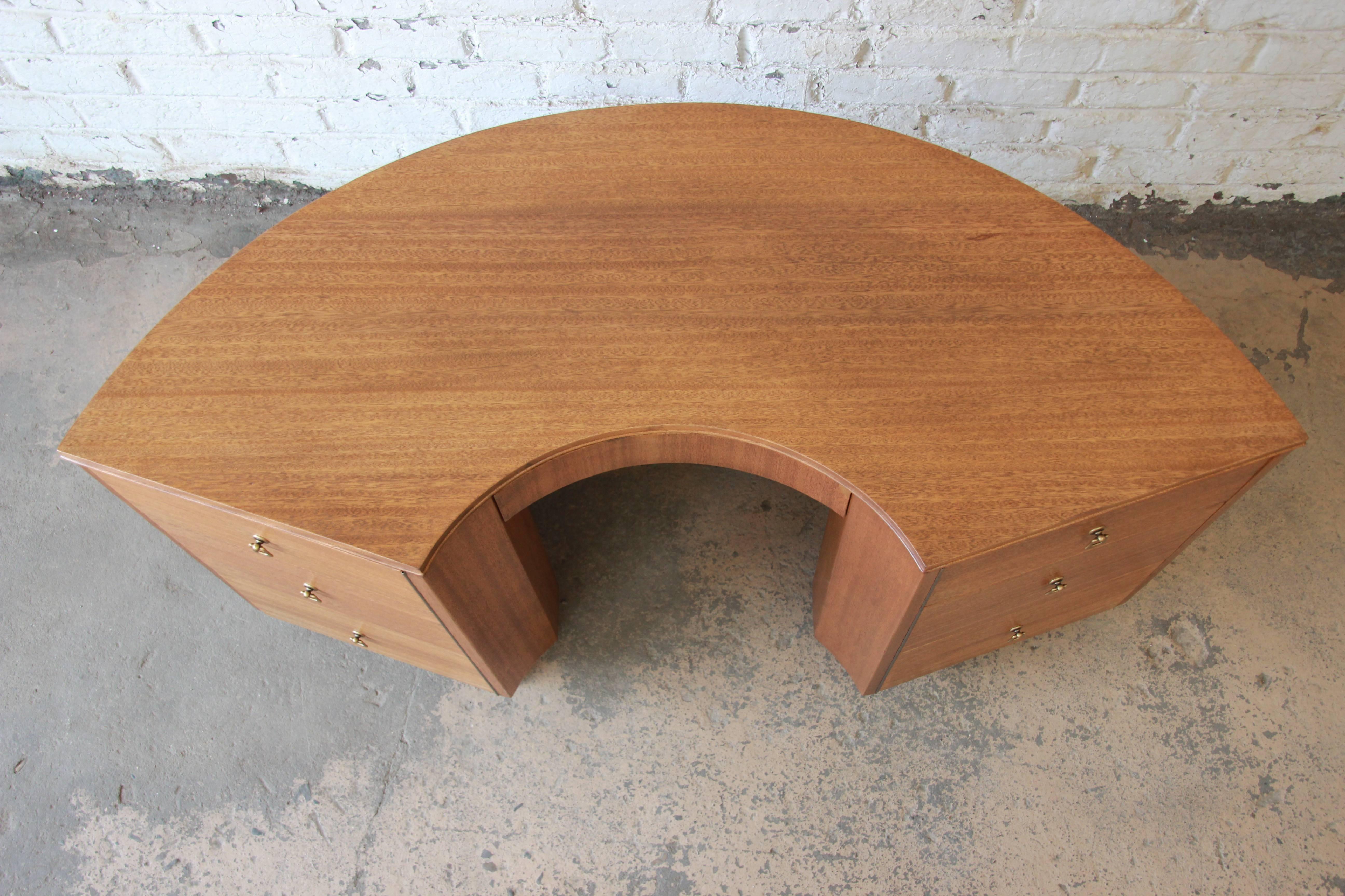 Gilbert Rohde for Brown Saltman Crescent Desk, 1930s In Excellent Condition In South Bend, IN