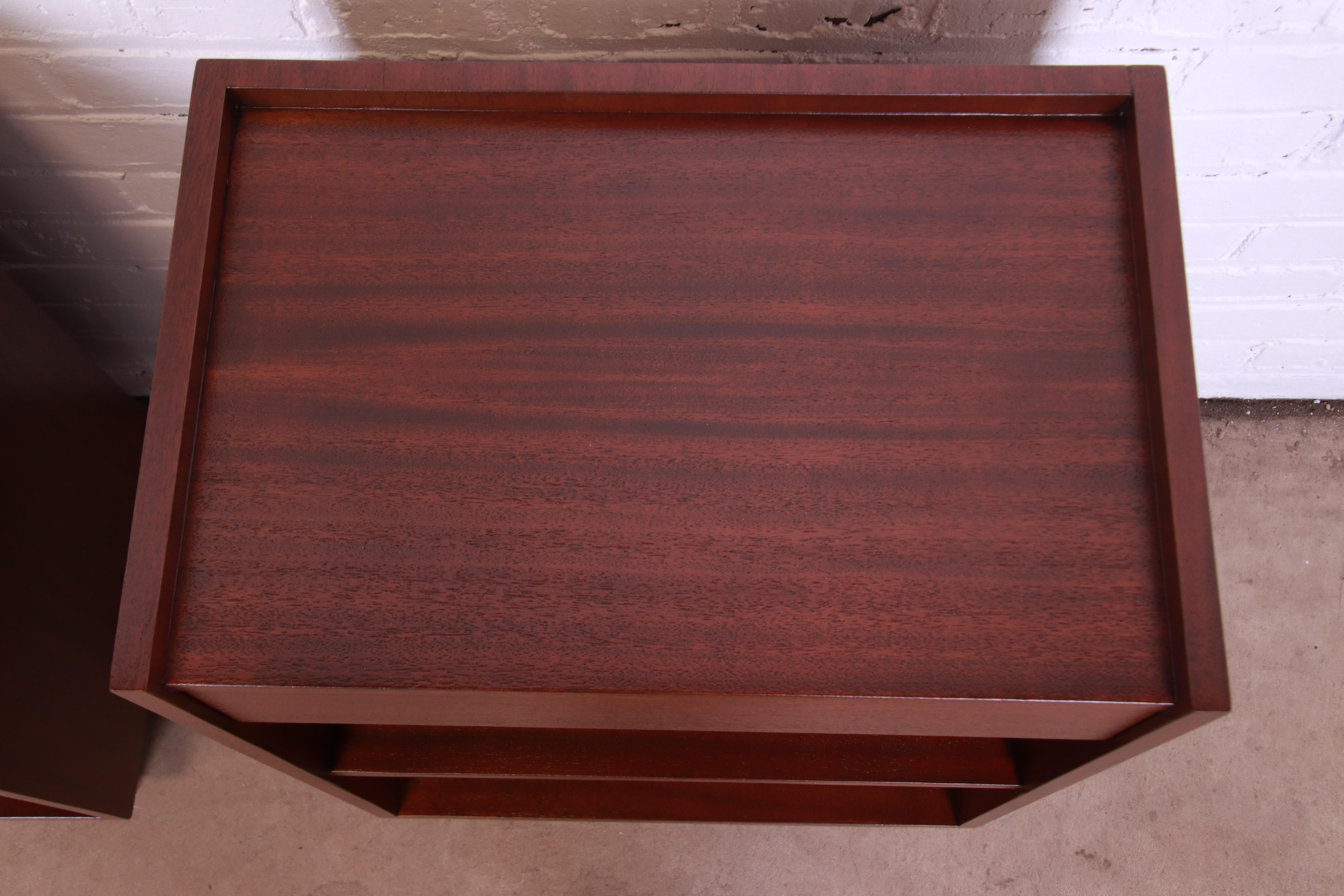 Gilbert Rohde for Herman Miller Art Deco Mahogany Nightstands, Newly Refinished For Sale 9