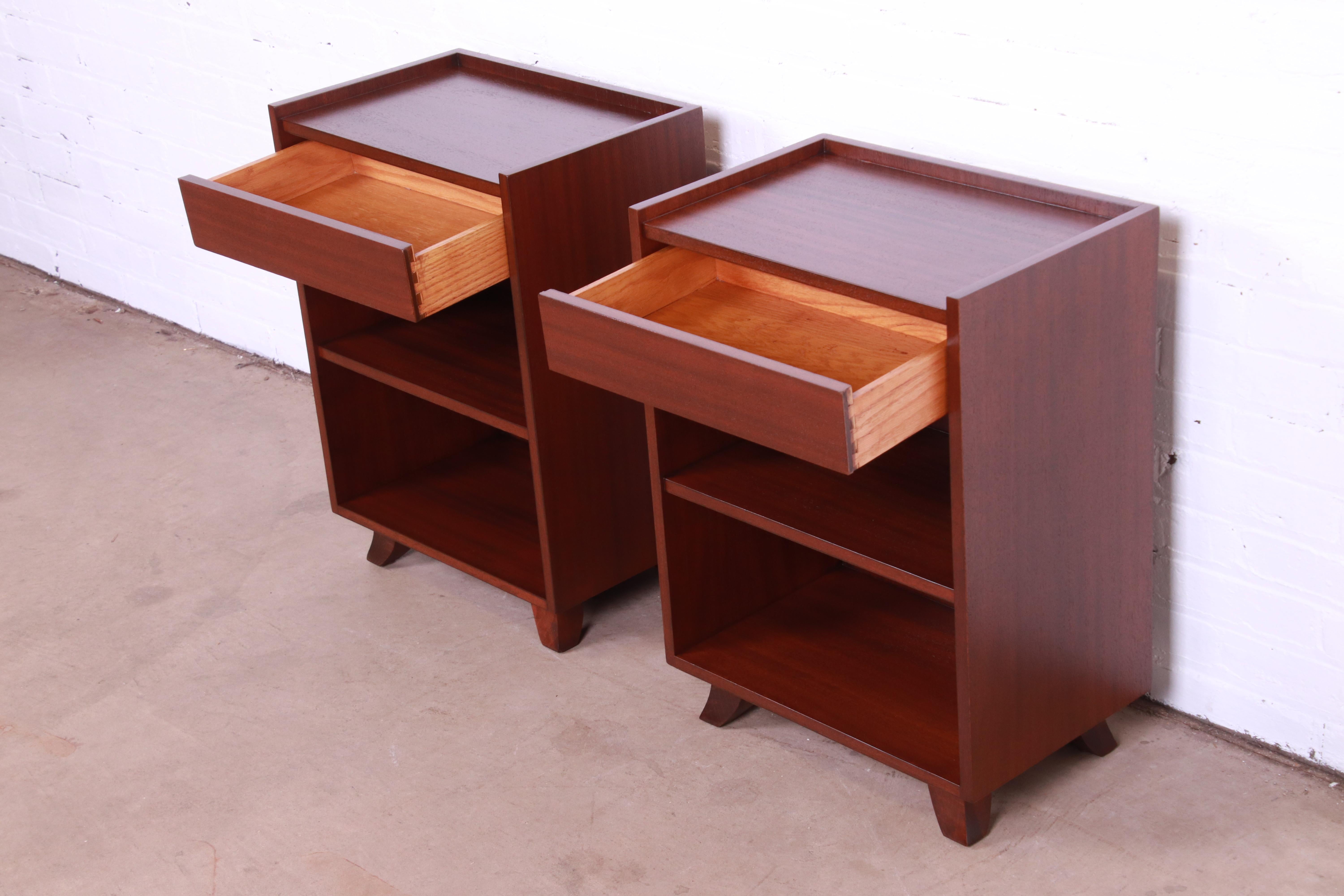 Gilbert Rohde for Herman Miller Art Deco Mahogany Nightstands, Newly Refinished For Sale 4