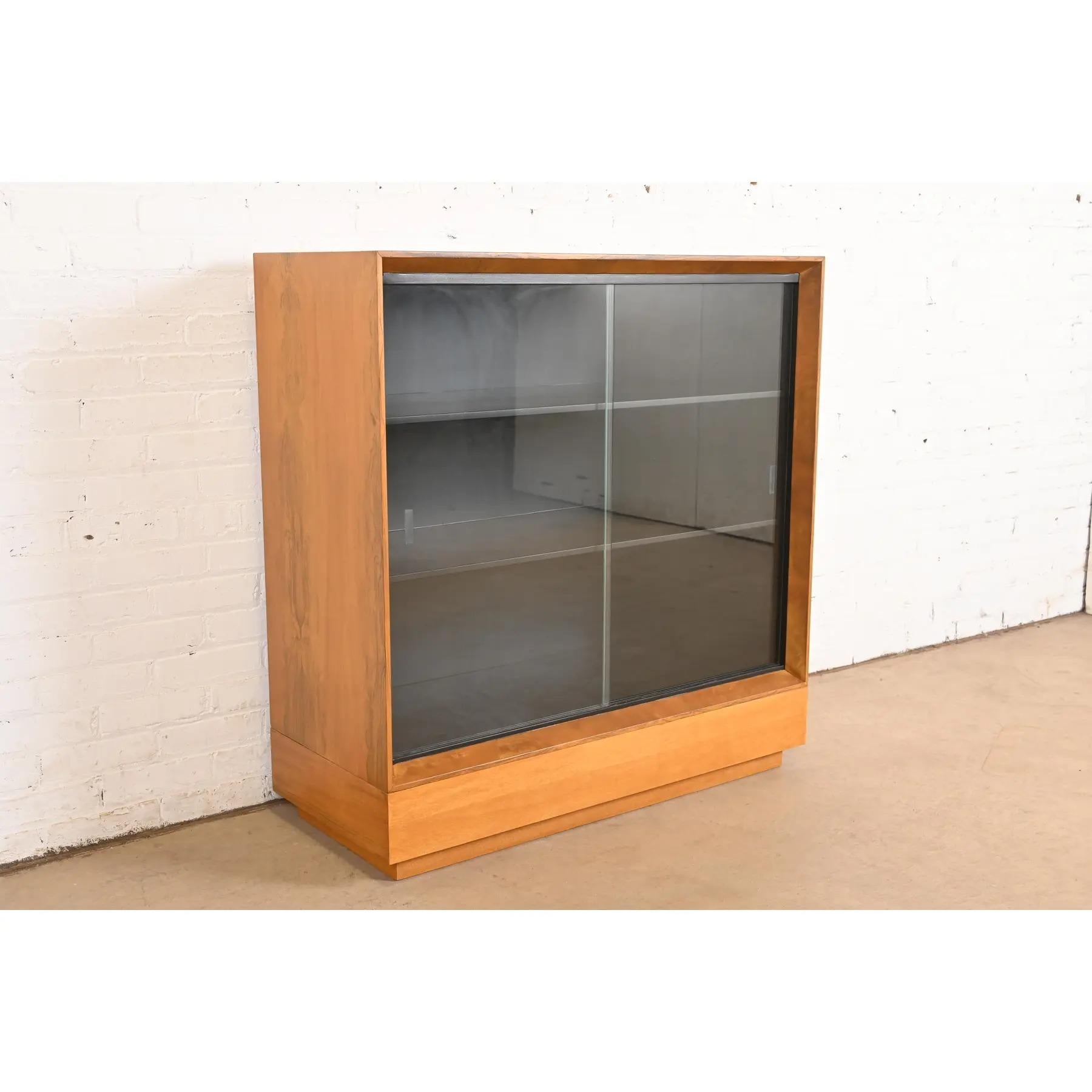 American Gilbert Rohde for Herman Miller Paldao Group Bookcase, Newly Refinished For Sale