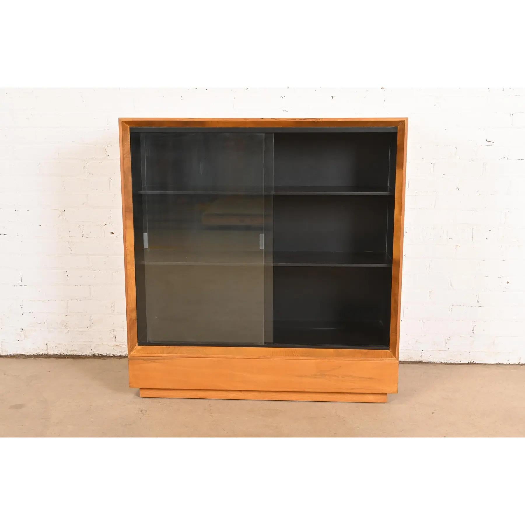 Gilbert Rohde for Herman Miller Paldao Group Bookcase, Newly Refinished In Good Condition For Sale In South Bend, IN