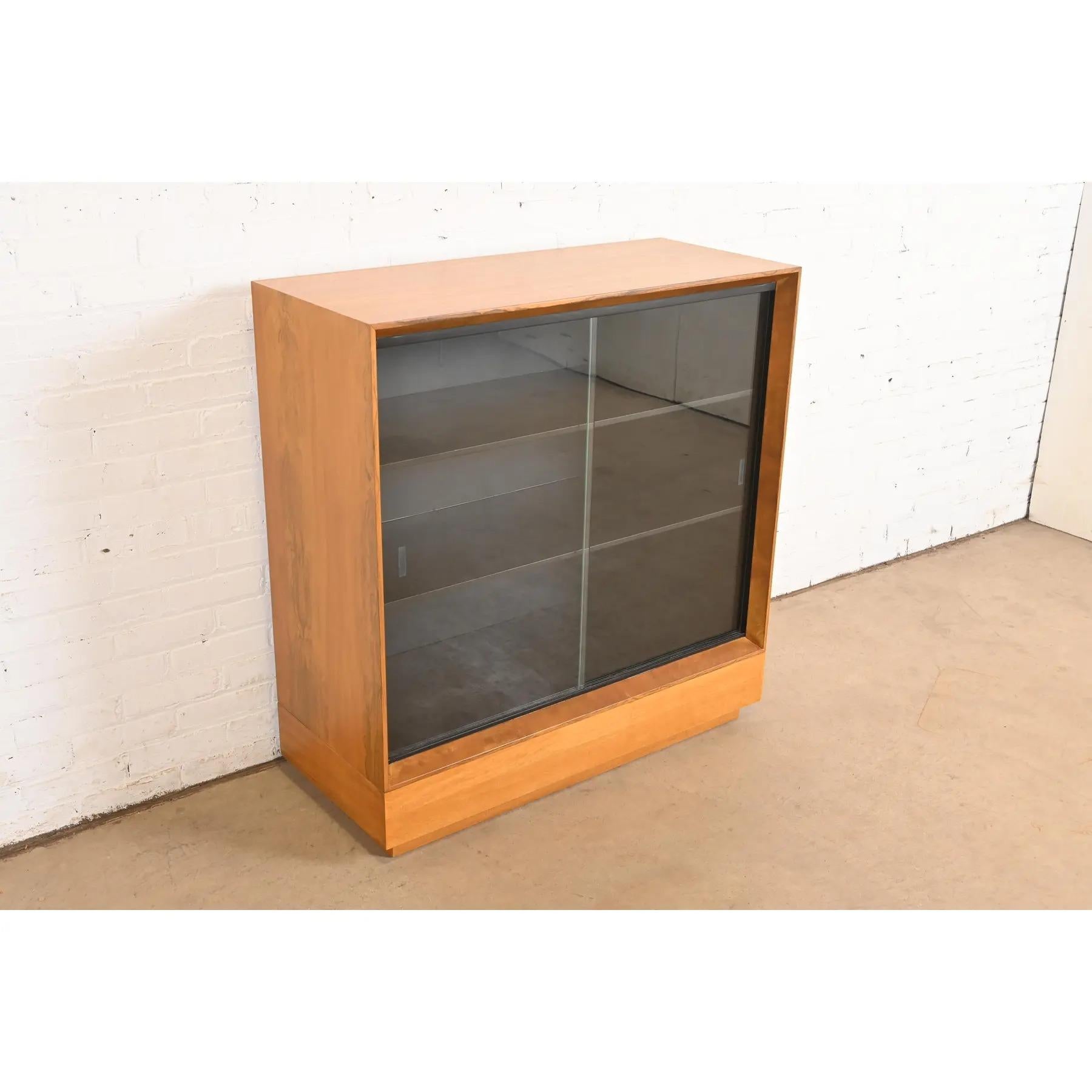 Gilbert Rohde for Herman Miller Paldao Group Bookcase, Newly Refinished In Good Condition For Sale In South Bend, IN