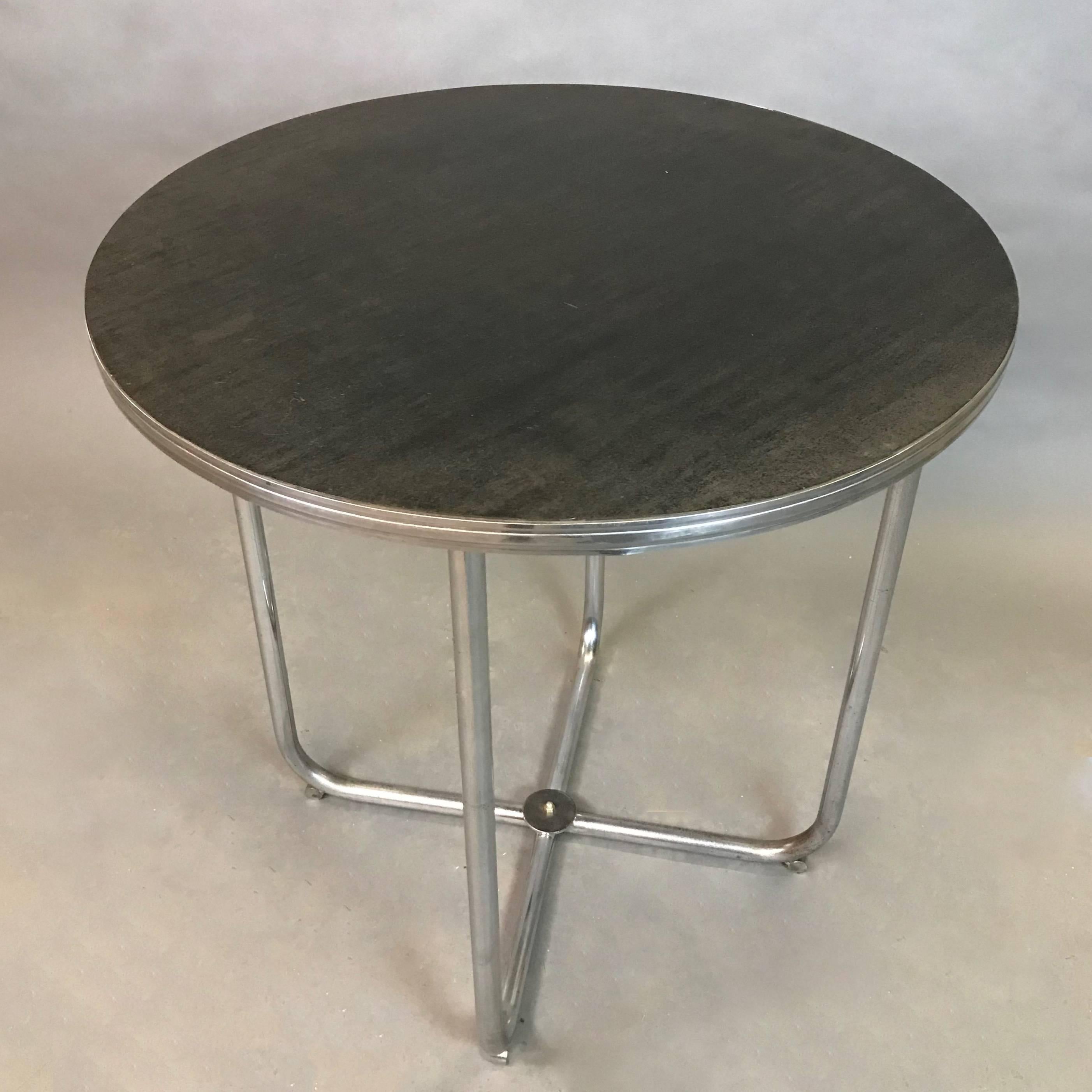 Gilbert Rohde for Troy Sunshade Art Deco Tubular Chrome Café Dining Table In Good Condition In Brooklyn, NY