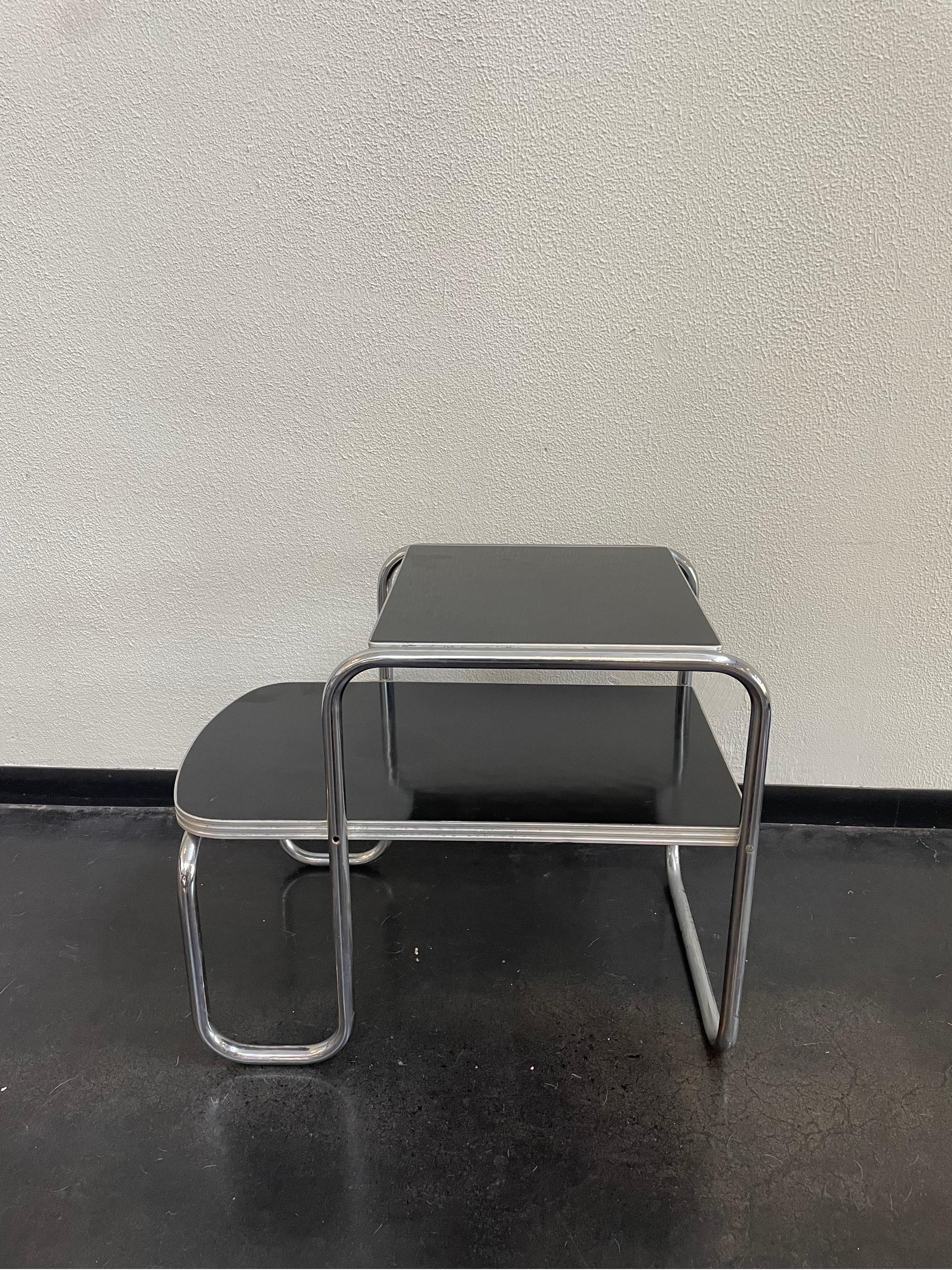 Gilbert Rohde for Troy Sunshade Streamline End Table In Good Condition In Philadelphia, PA