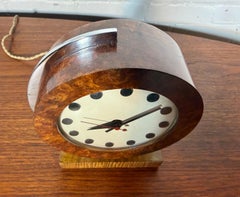 Gilbert Rohde / Herman Miller Art Déco - Reloj de mesa «Streamline» de la Exposición Universal de 1933