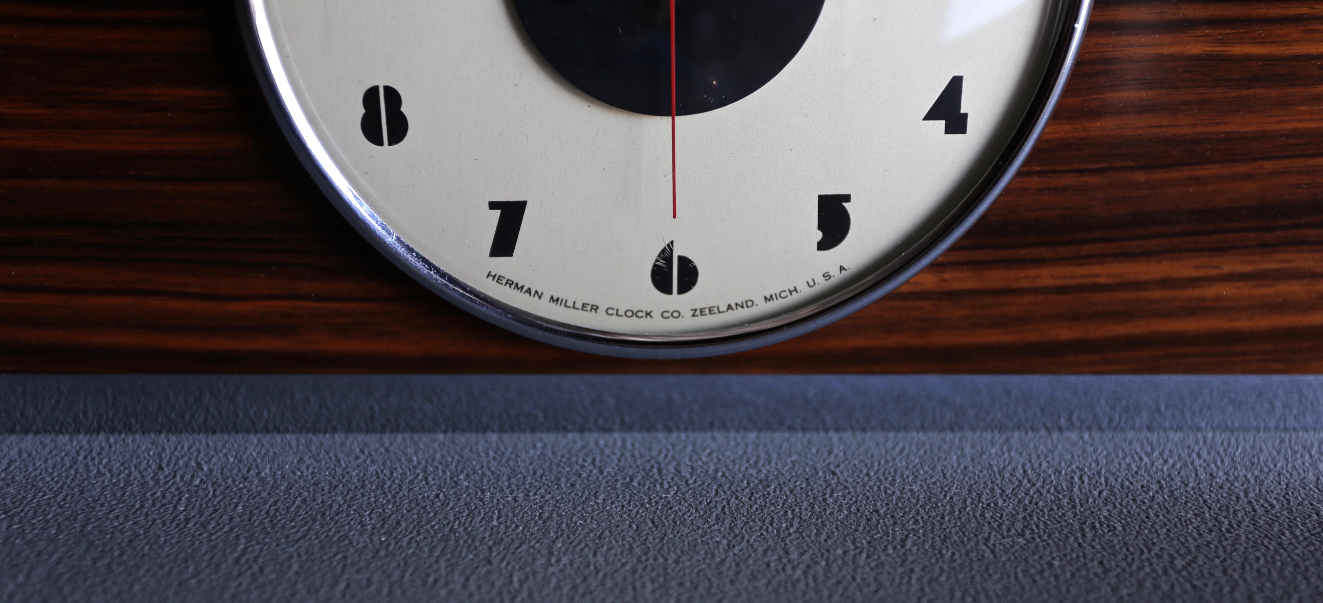 Gilbert Rohde Macassar Ebony Table Clock, No. 6366 for Herman Miller, circa 1940 In Good Condition In Costa Mesa, CA