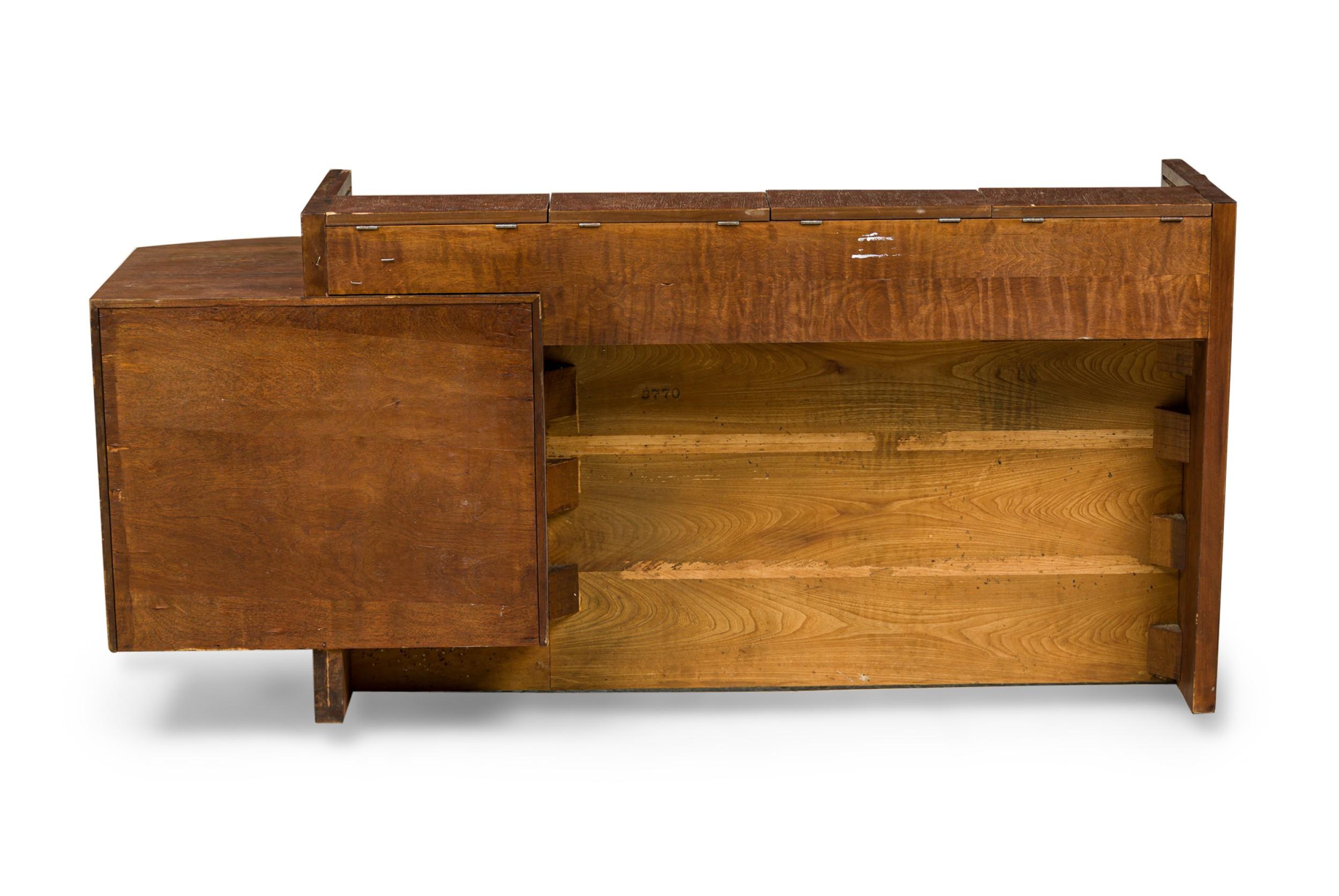Fait main Coiffeuse de la collection Paldao américaine du milieu du siècle dernier de Gilbert Rohde en vente
