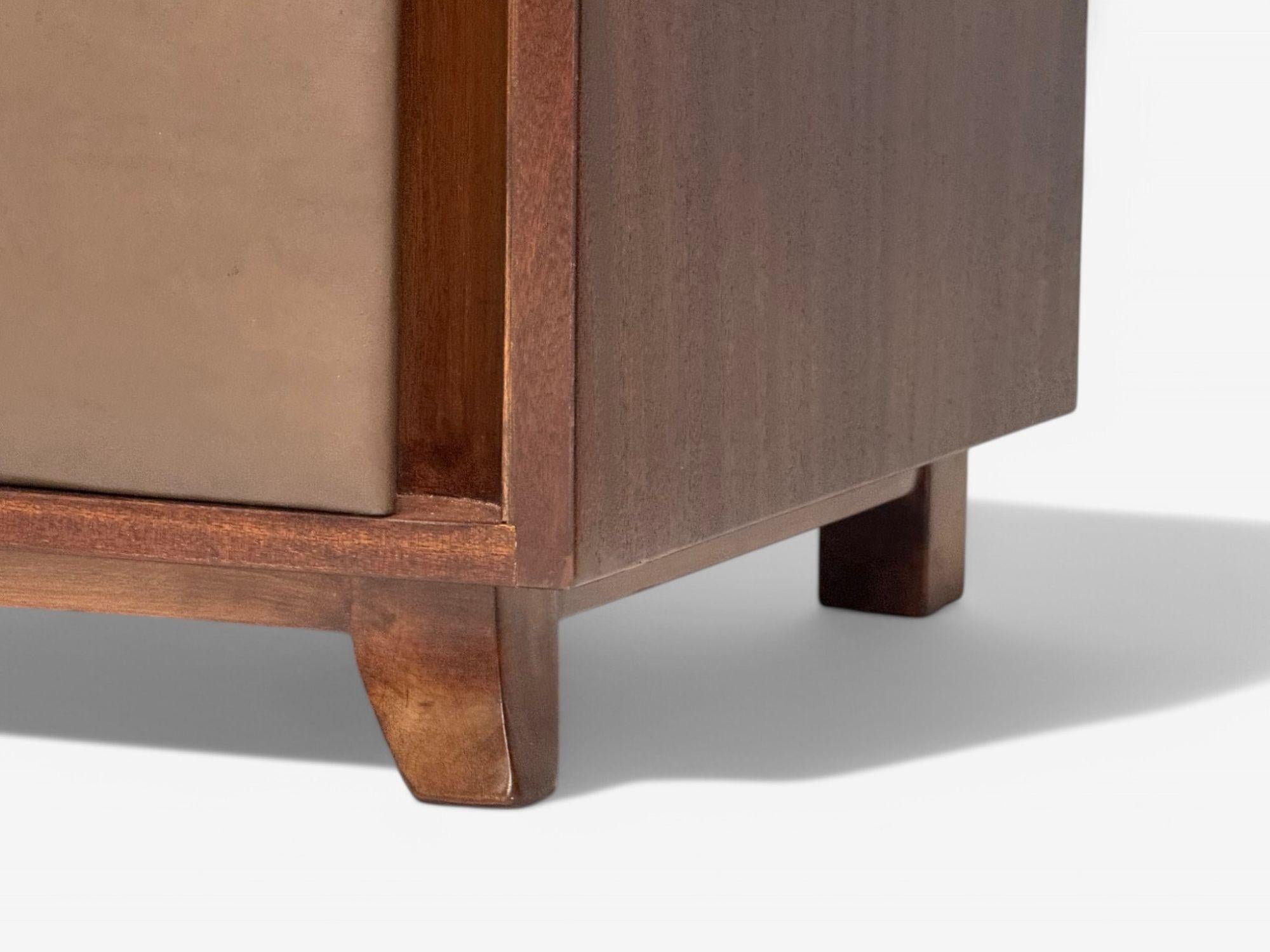 Gilbert Rohde, Mid-Century Modern, Dressers, Leather, Stained Wood, 1940s For Sale 6