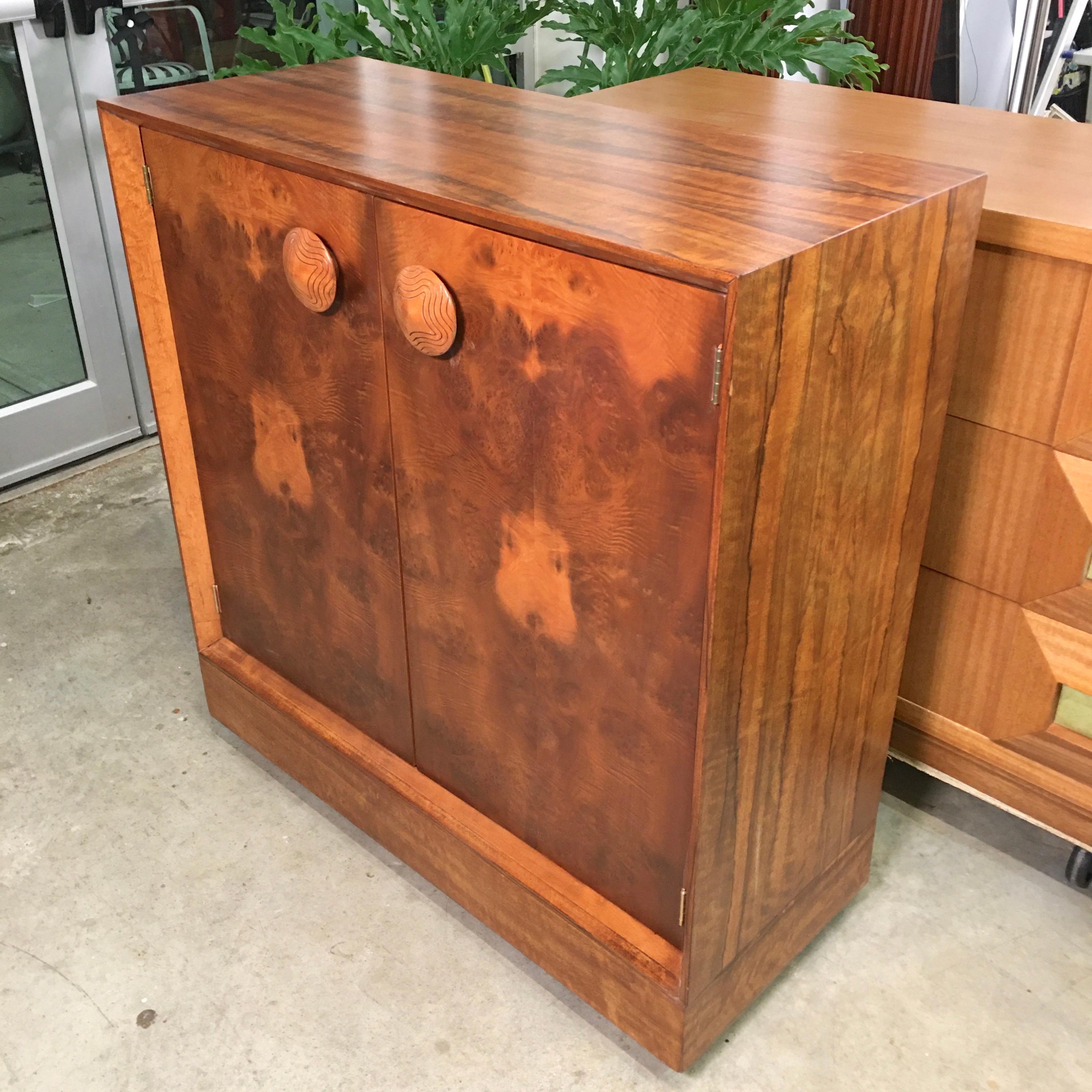 Gilbert Rohde Paldao Cabinet for Herman Miller In Good Condition For Sale In Hanover, MA