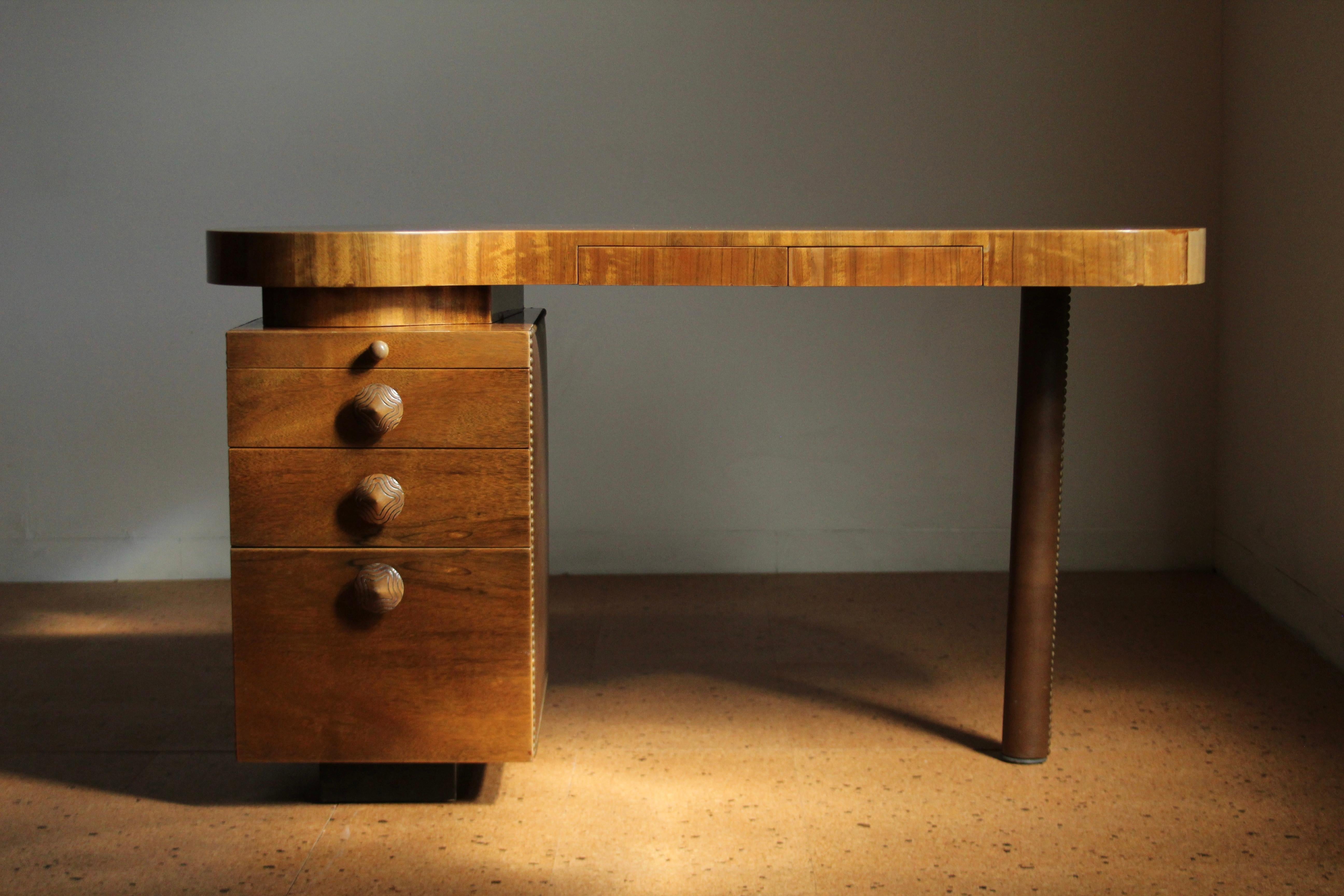 Gilbert Rohde Paldao “Ectoplastic” Desk for Herman Miller, 1940s For Sale 13