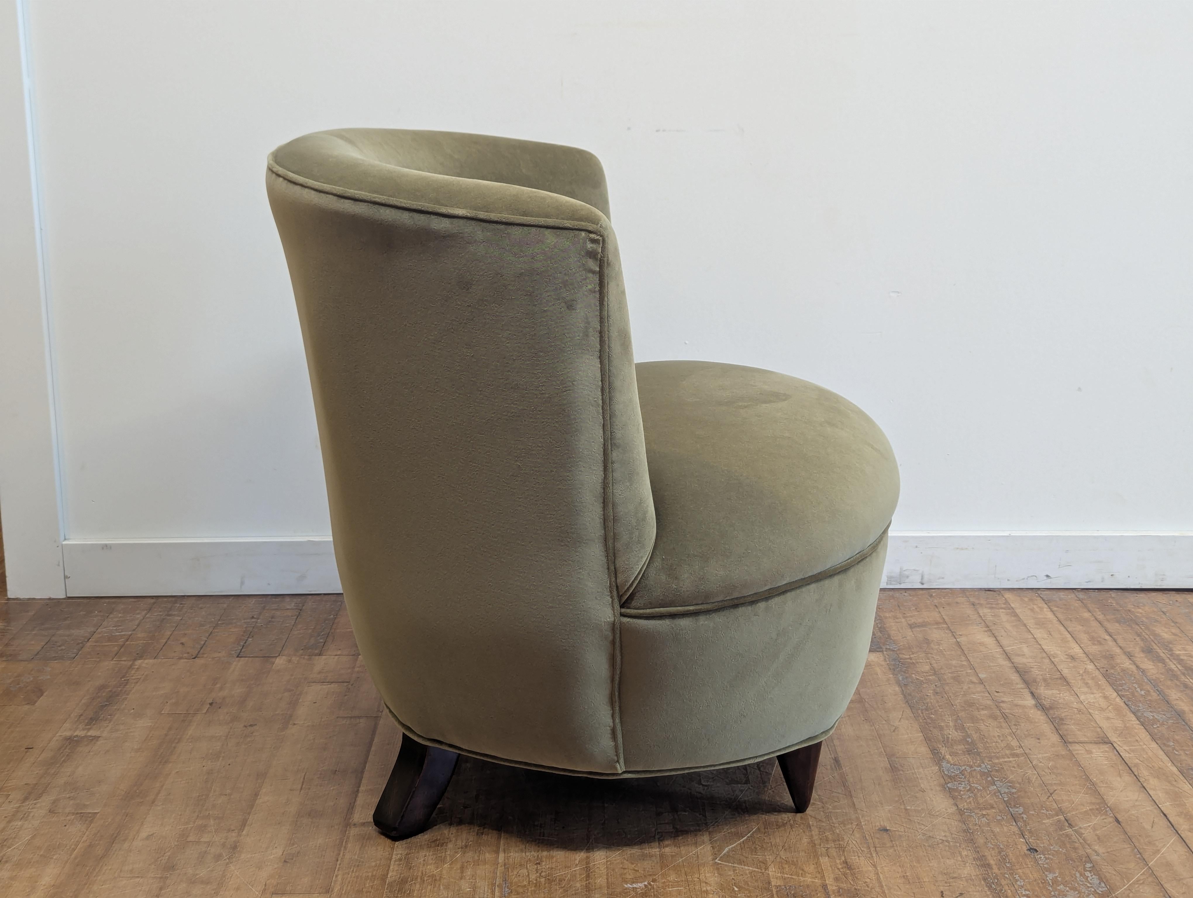 Mid-20th Century Gilbert Rohde Round Back Slipper Chair For Sale