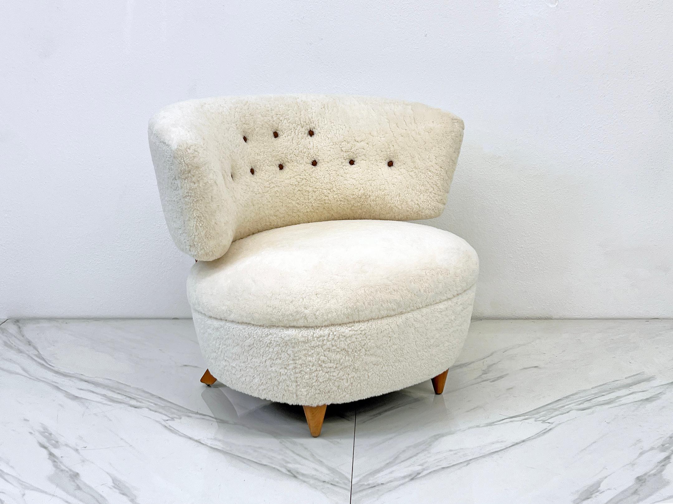 Gilbert Rohde Slipper Tub Lounge Chair, 1940's in Shearling and Leather 1
