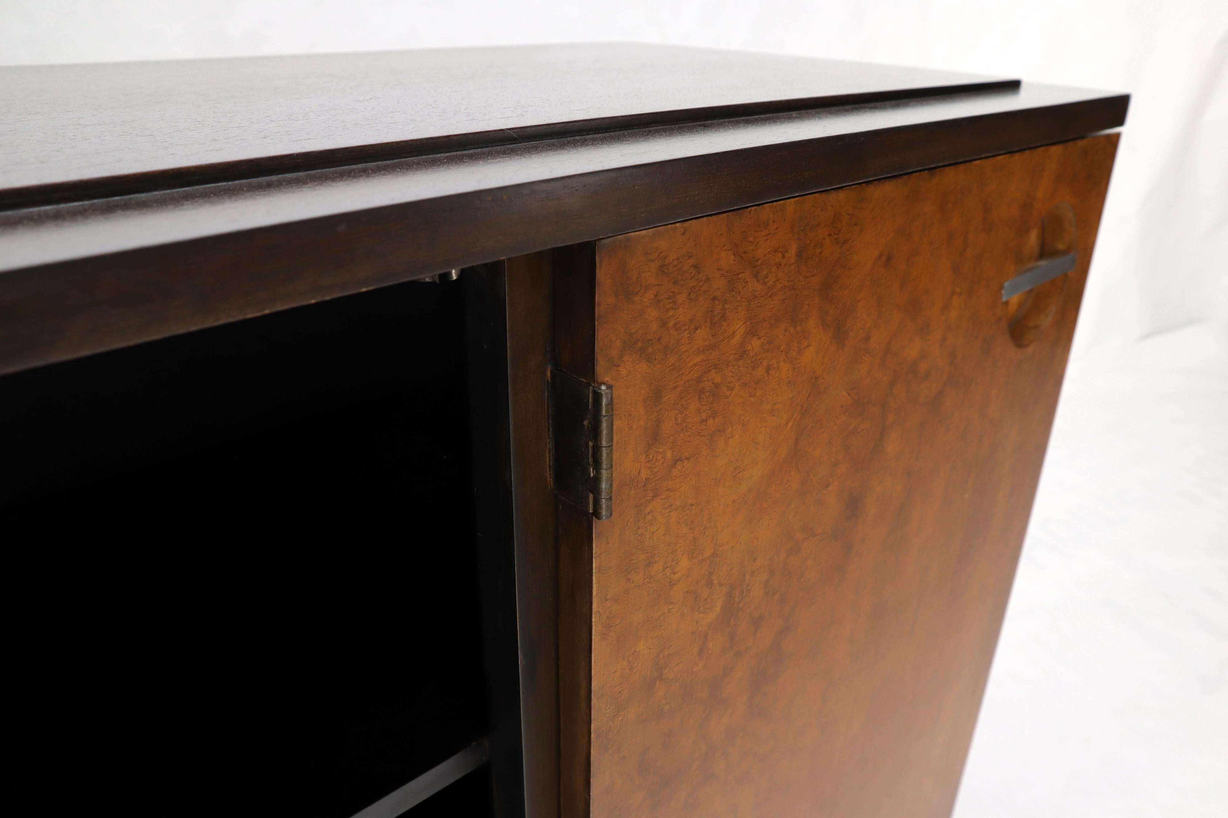 Gilbert Rohde Streamline Art Deco Cabinet Credenza Server en vente 5