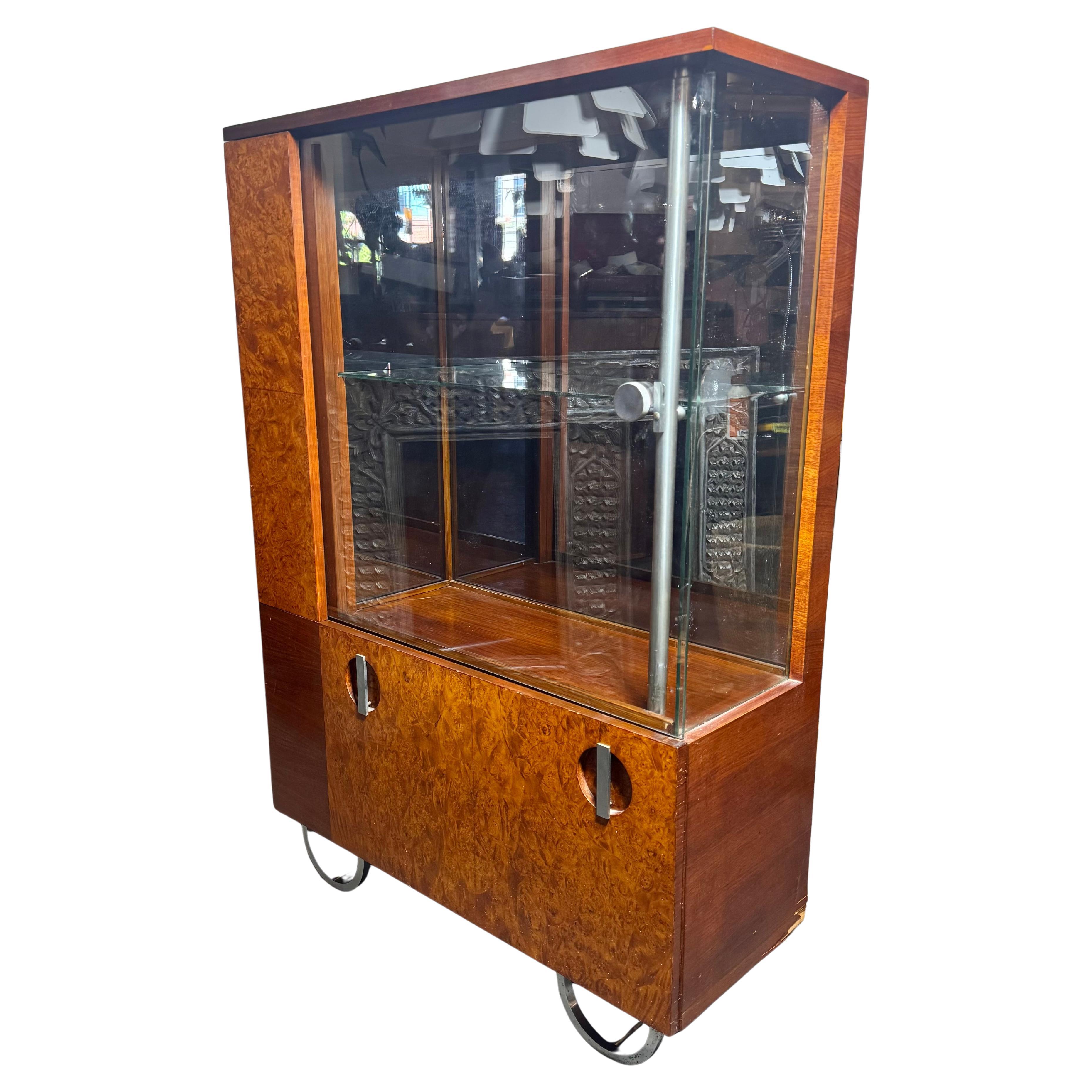Gilbert Rohde Streamline Art Deco Cabinet, Display, Bar , Herman Miller c.C. in vendita