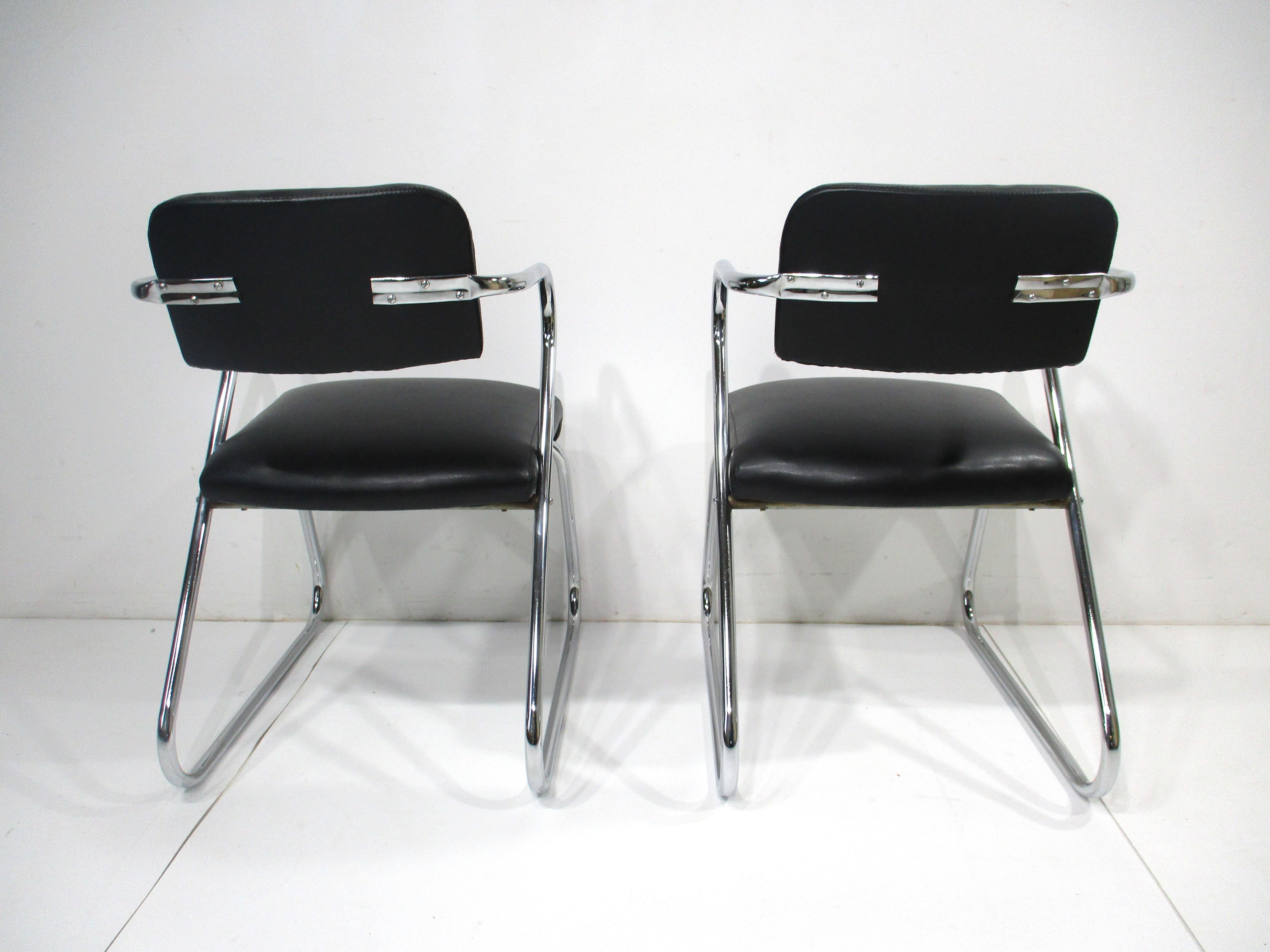 Gilbert Rohde Styled Art Deco Z Sitting Chairs (B) In Good Condition For Sale In Cincinnati, OH