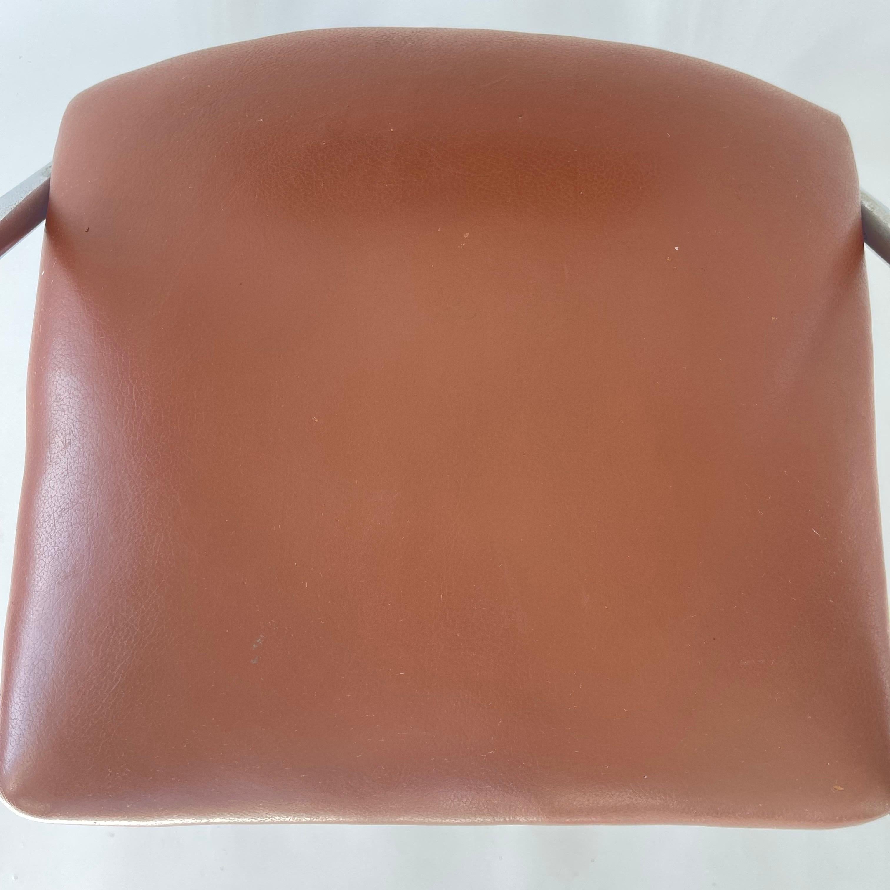 Gilbert Rohde Z Chair in Cognac Leather and Chrome for Troy Sunshade, USA 1930s For Sale 7