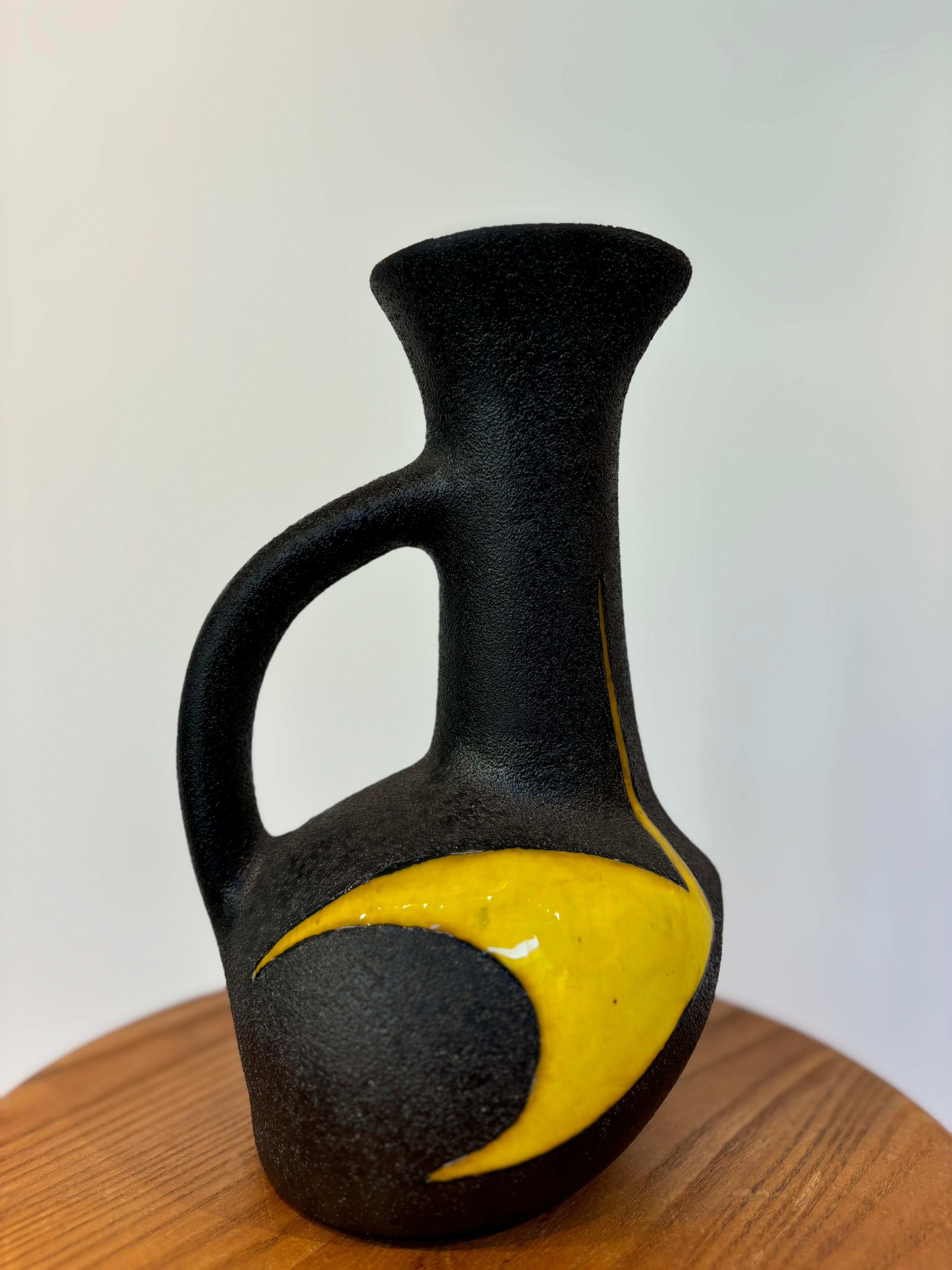Mid-Century Modern Vase de Gilbert Valentin en vente
