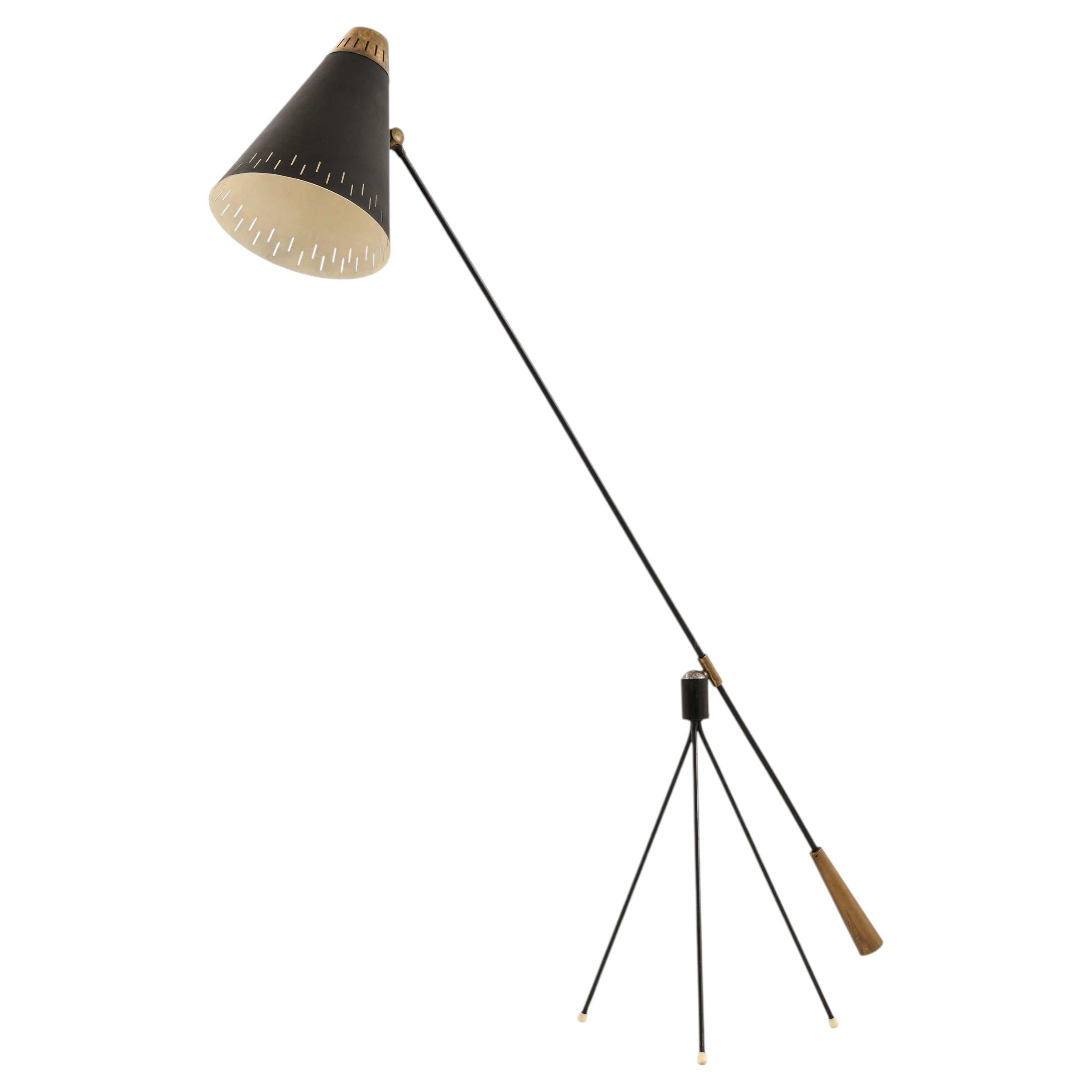 Lampada da terra Gilbert Watrous in ottone e laccato, firmata Bergboms, anni ’50