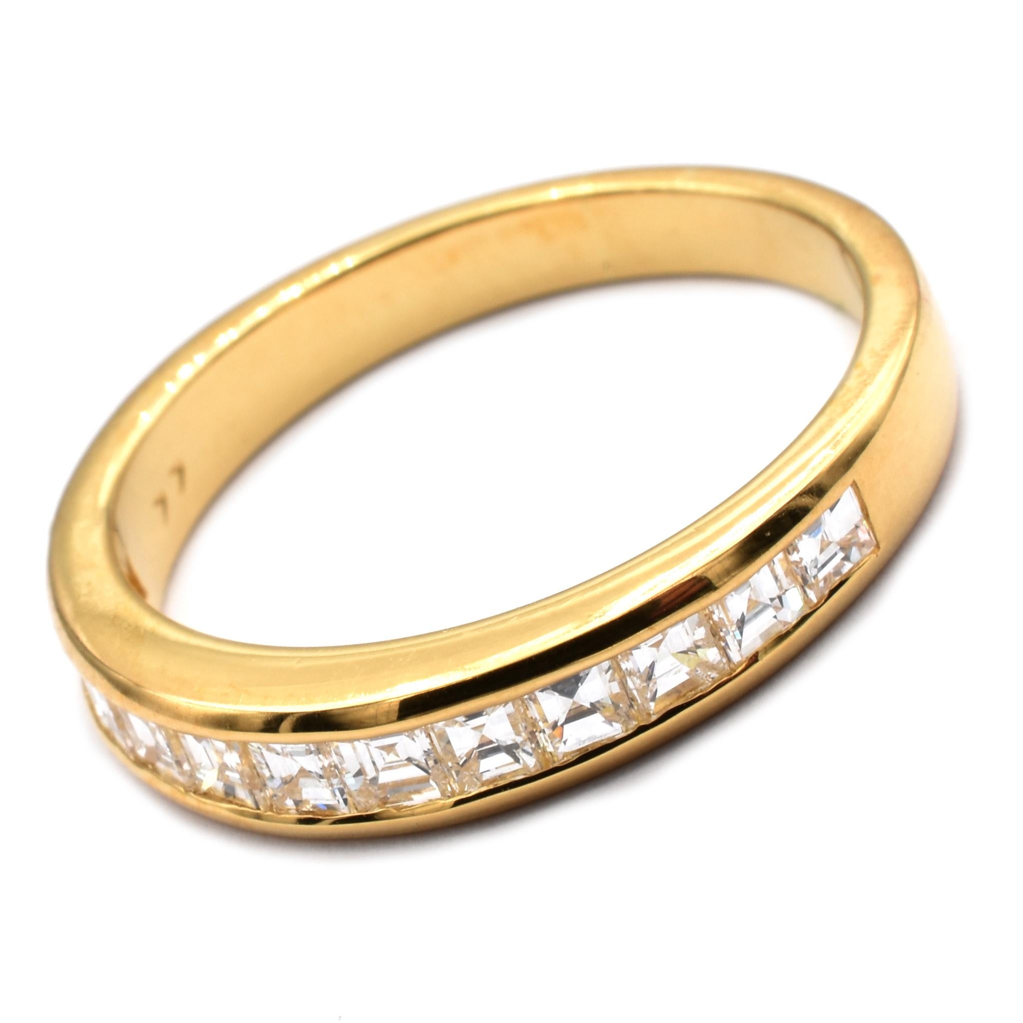 Gilberto Cassola Square Cut Diamonds Yellow Gold Ring Made in Italy In New Condition For Sale In Valenza, AL