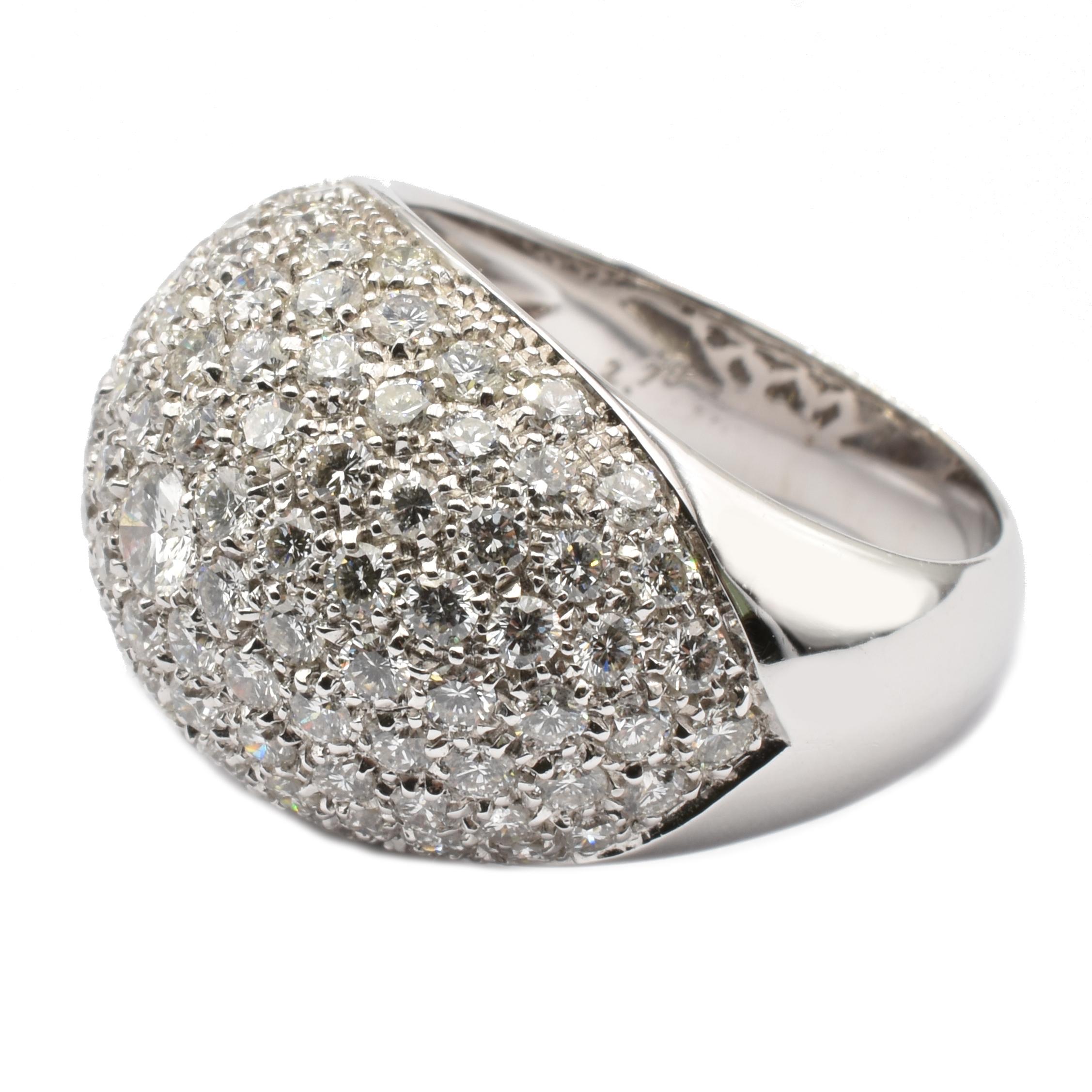 Gilberto Cassola 18Kt White Gold Diamond Paveè Ring
A Classy and Timeless Diamond Paveè Ring perfect for an Elegant Dinner and for an Everyday use too.
HAndmade in our Atelier in Valenza (AL) Italy. 
18Kt White Gold g 10,20
G Vs Diamonds ct 2,79