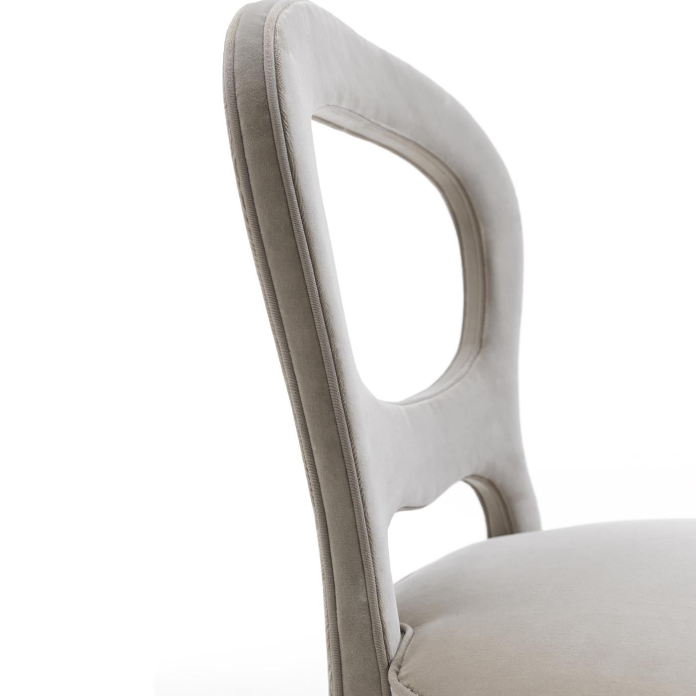 Gilda Beige Chair In New Condition In Milan, IT
