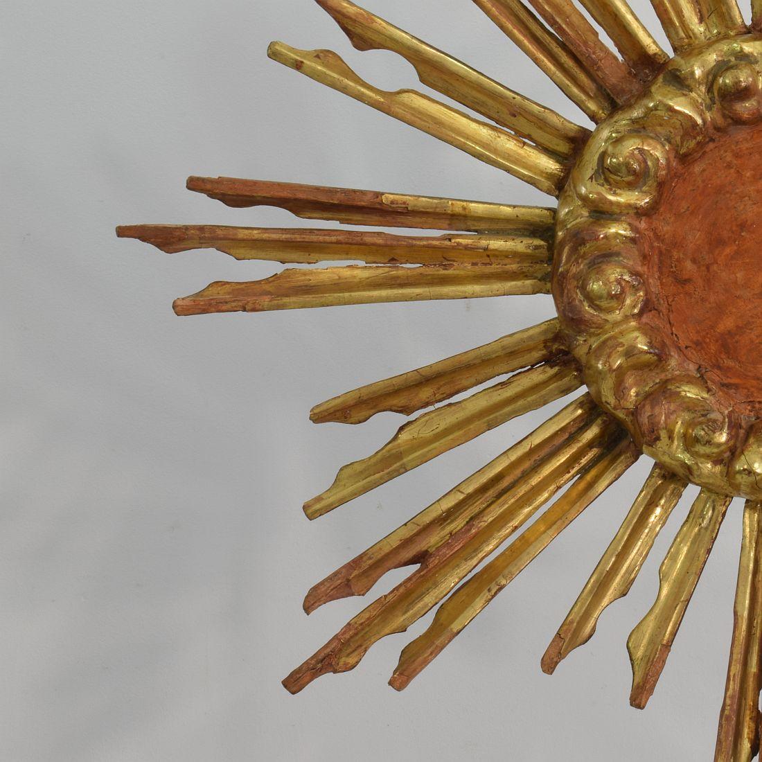 Gilded 18th Century Italian Baroque Carved Wooden Sun 7