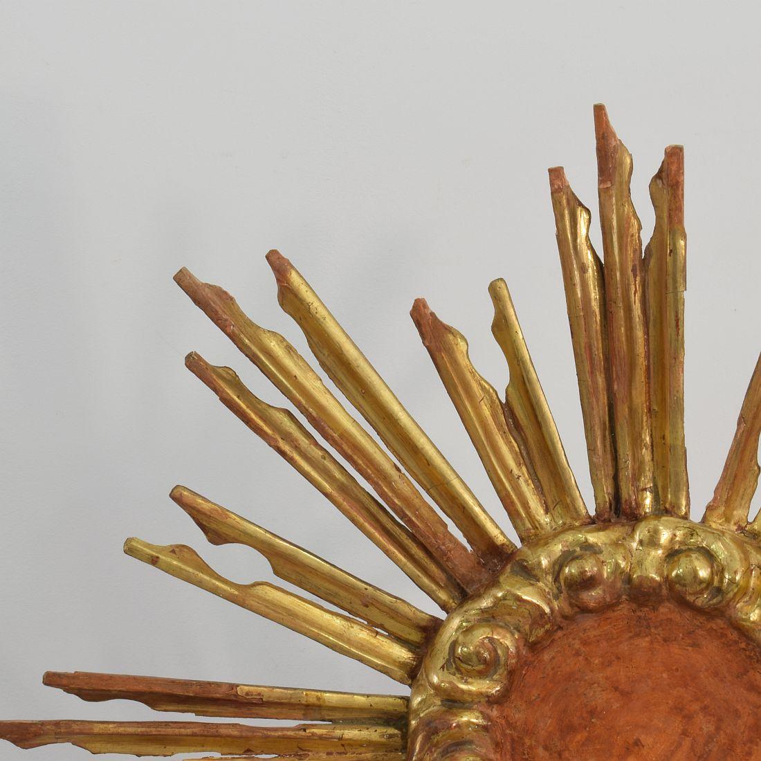 Gilded 18th Century Italian Baroque Carved Wooden Sun 3