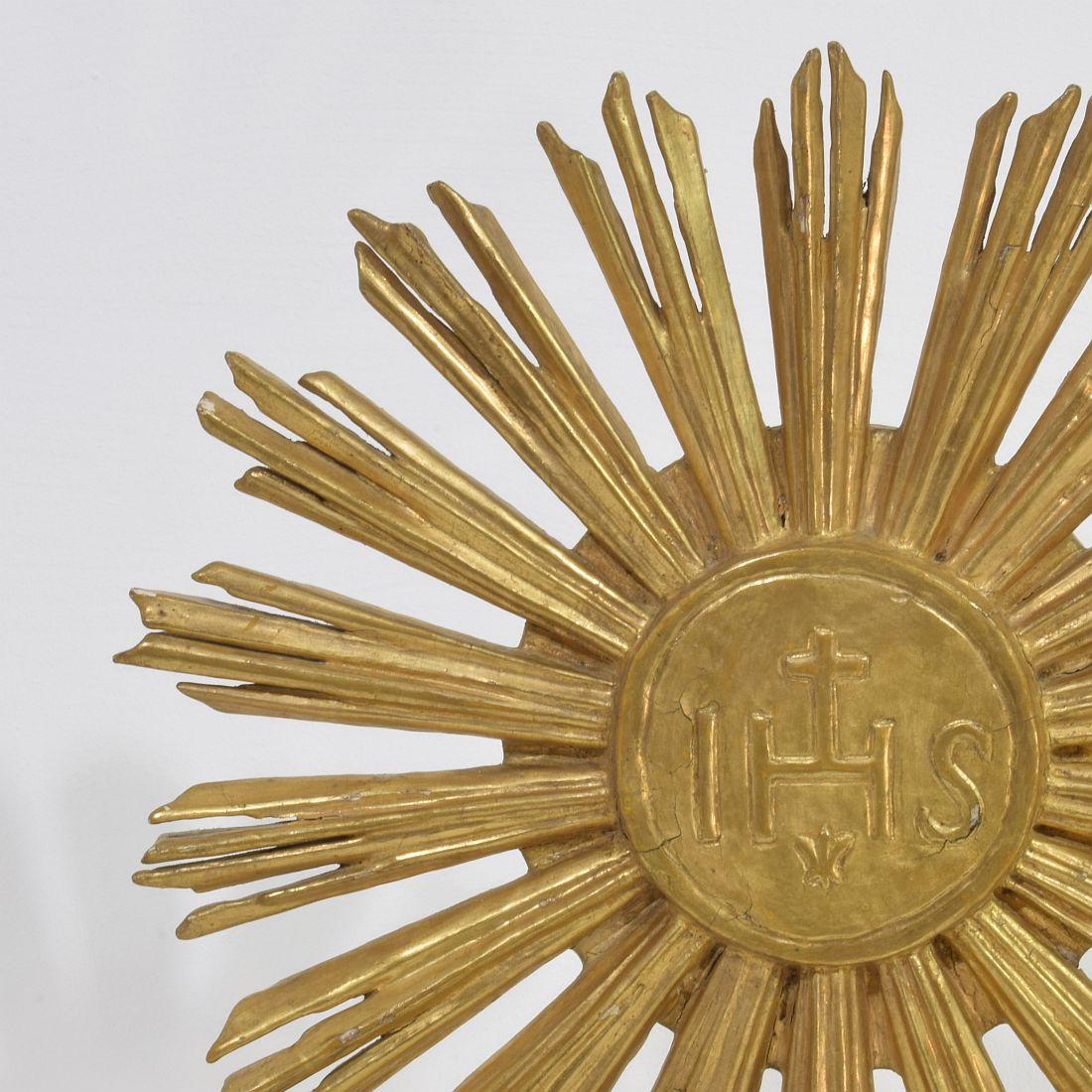 Gilded 18th Century Italian Baroque Carved Wooden Sun 3