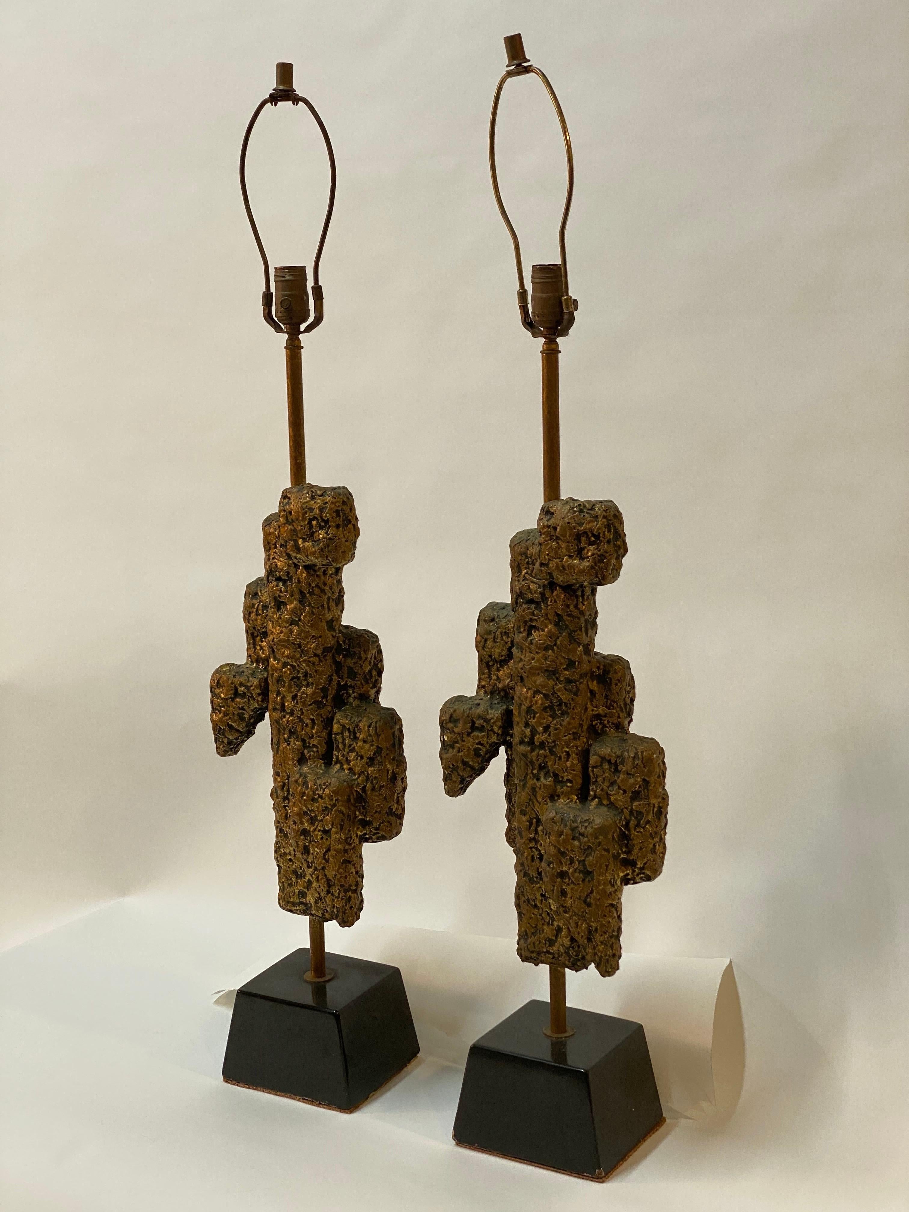 Gilded Abstract Brutalist Table Lamps, A Pair In Good Condition For Sale In Garnerville, NY
