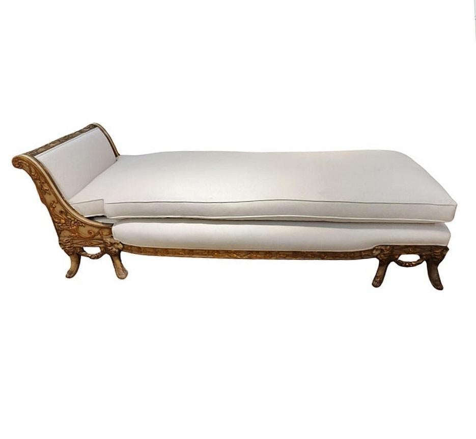 Gilded Age Highly Carved Chaise Lounge 9