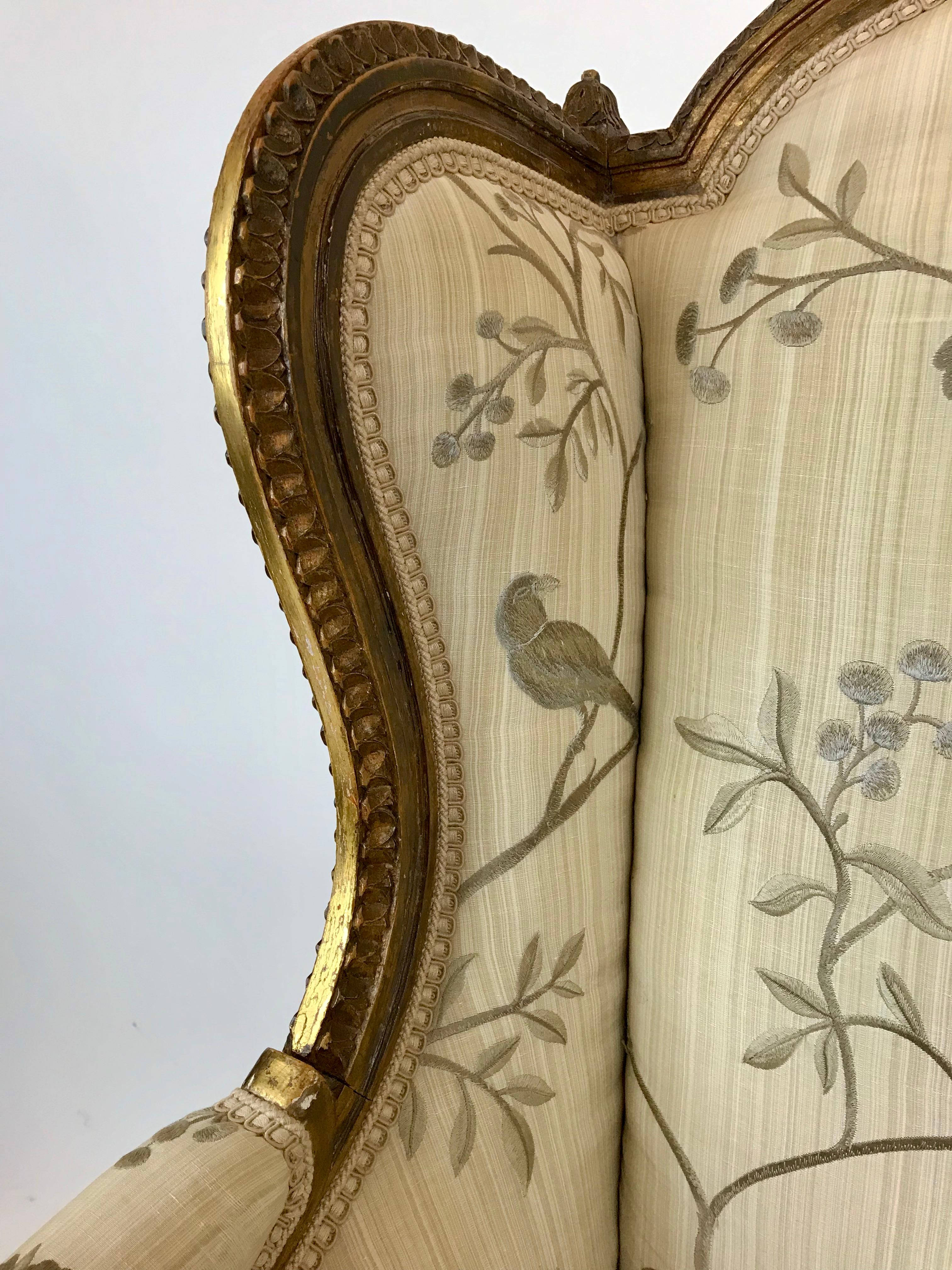 Hand-Carved Gilded Age Louis XVI Style Carved and Giltwood Bergere  For Sale