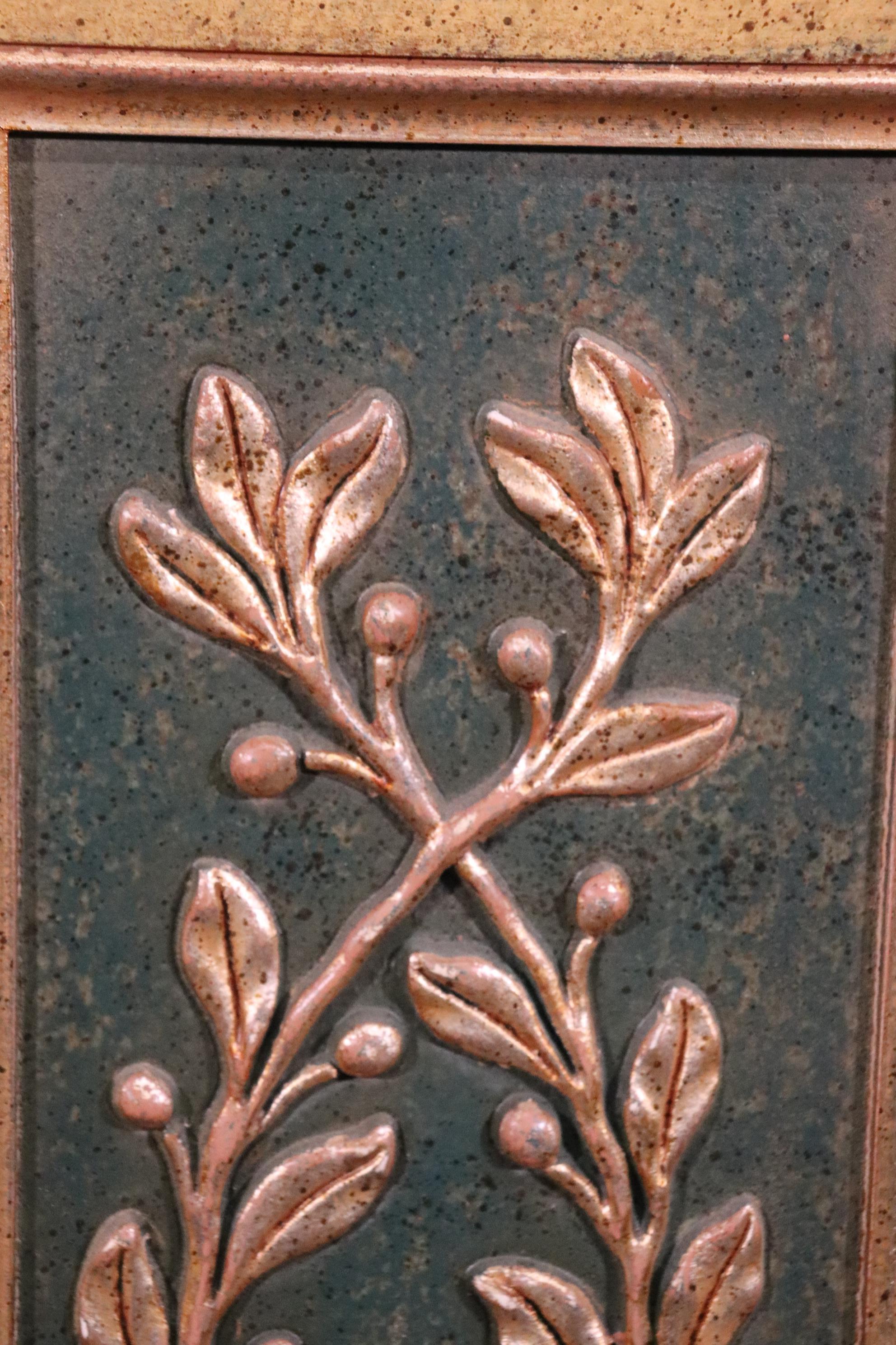 Fioriera da terra in stile veneziano, dorata e decorata con vernice in vendita 6