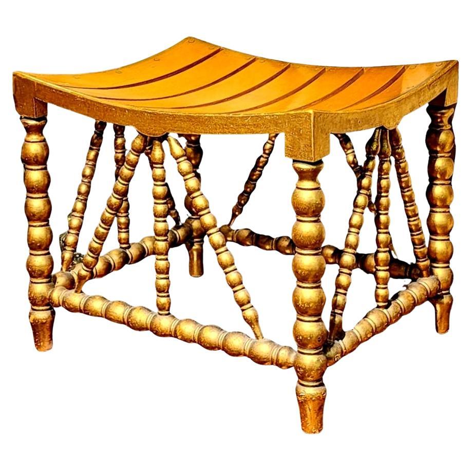 Taburete Tebas dorado y pintado Americano 1900