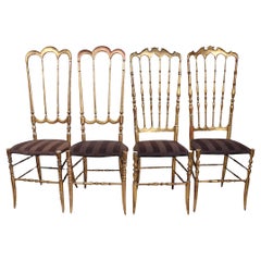 Sillas de comedor doradas Ballroom Cafe Bistro Dos pares disponibles